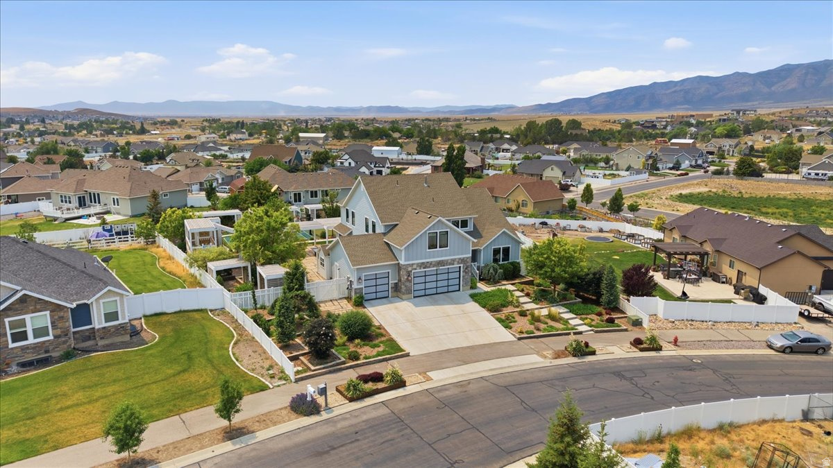 VALLEY VIEW - Residential