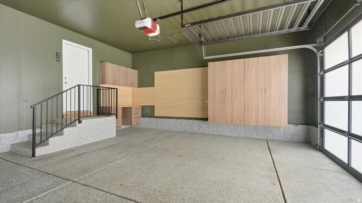 VALLEY VIEW - Residential