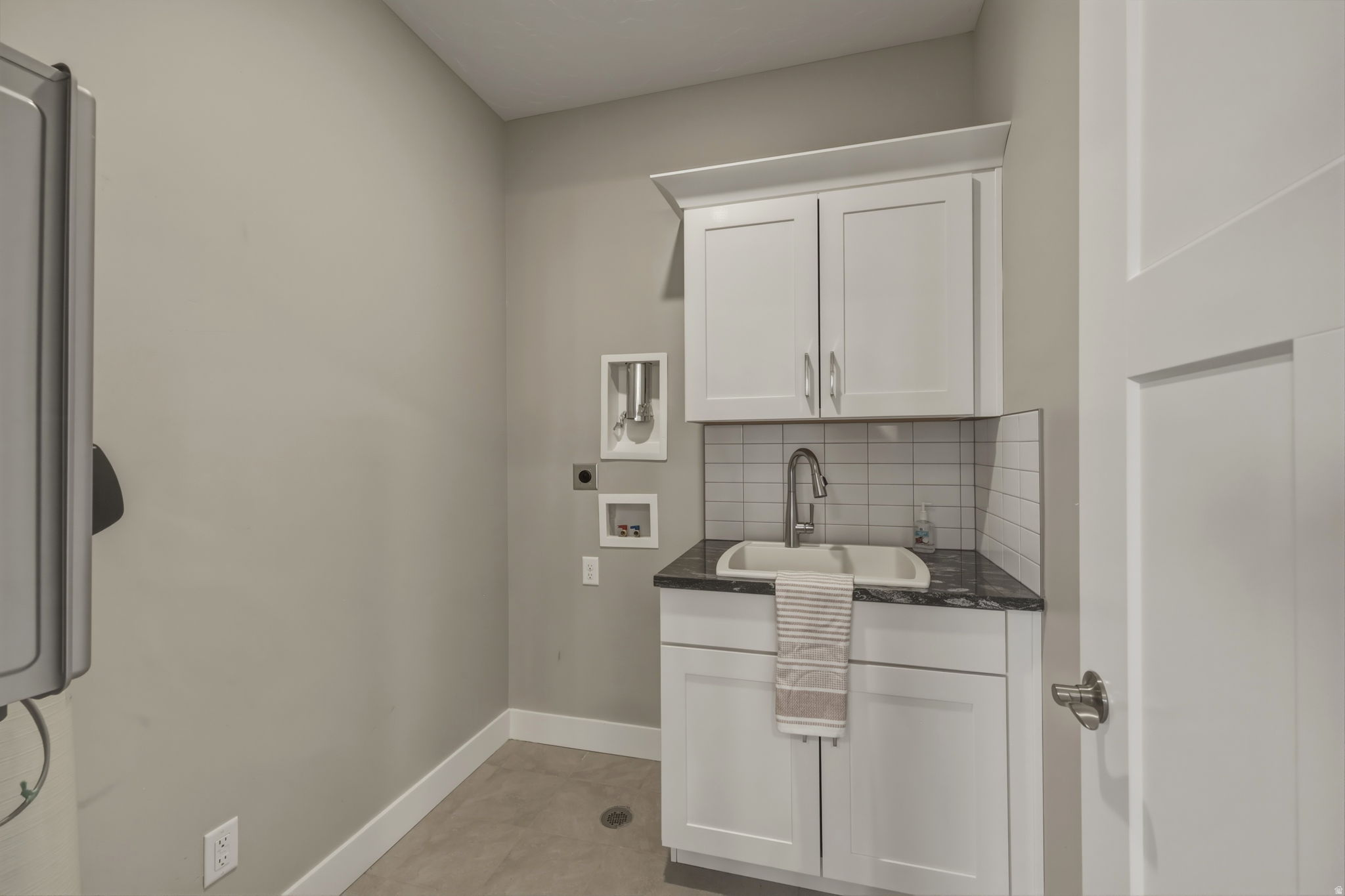 DAYBREAK SPRING HOUSE VILLAGE - Residential