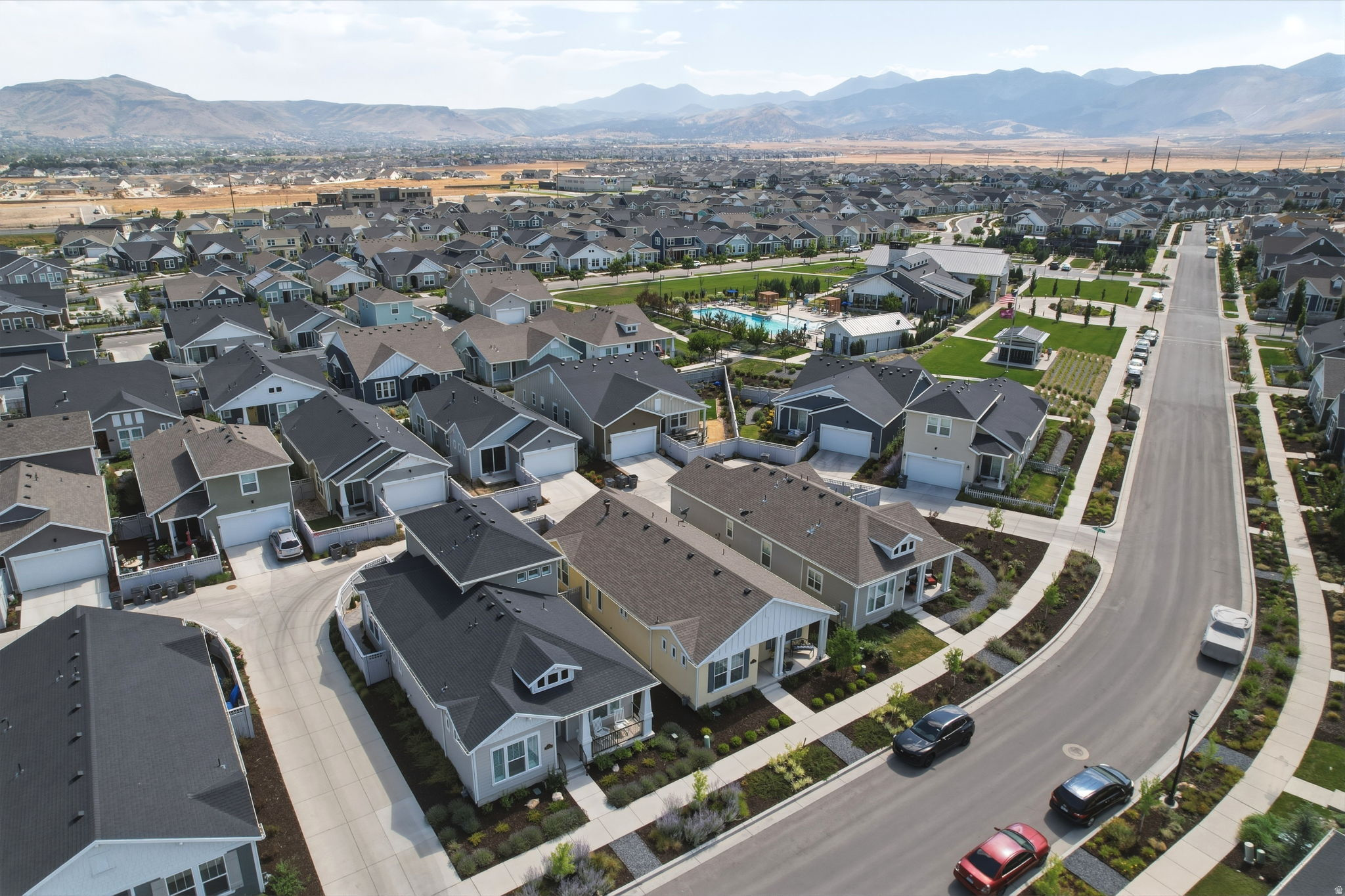 DAYBREAK SPRING HOUSE VILLAGE - Residential