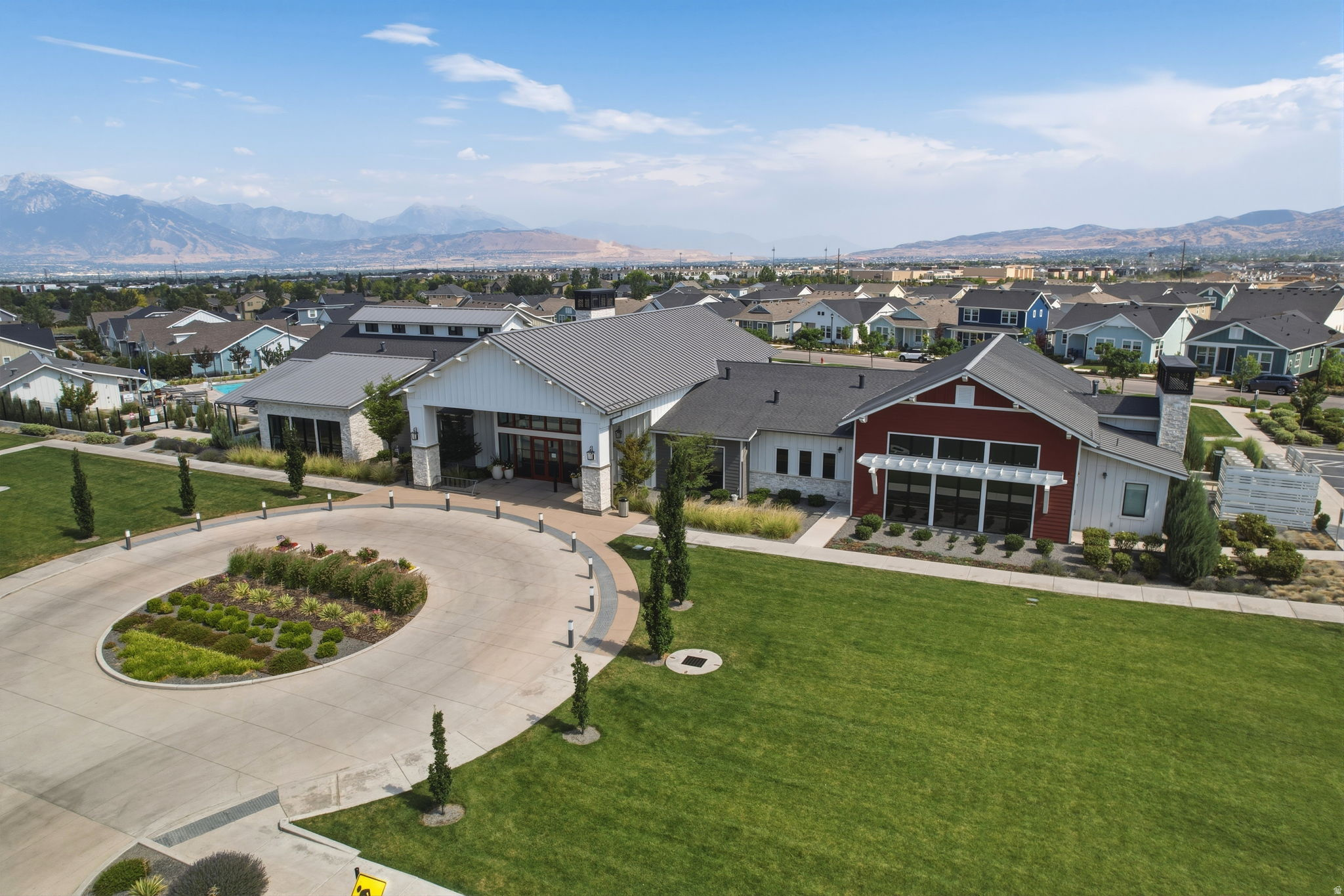 DAYBREAK SPRING HOUSE VILLAGE - Residential