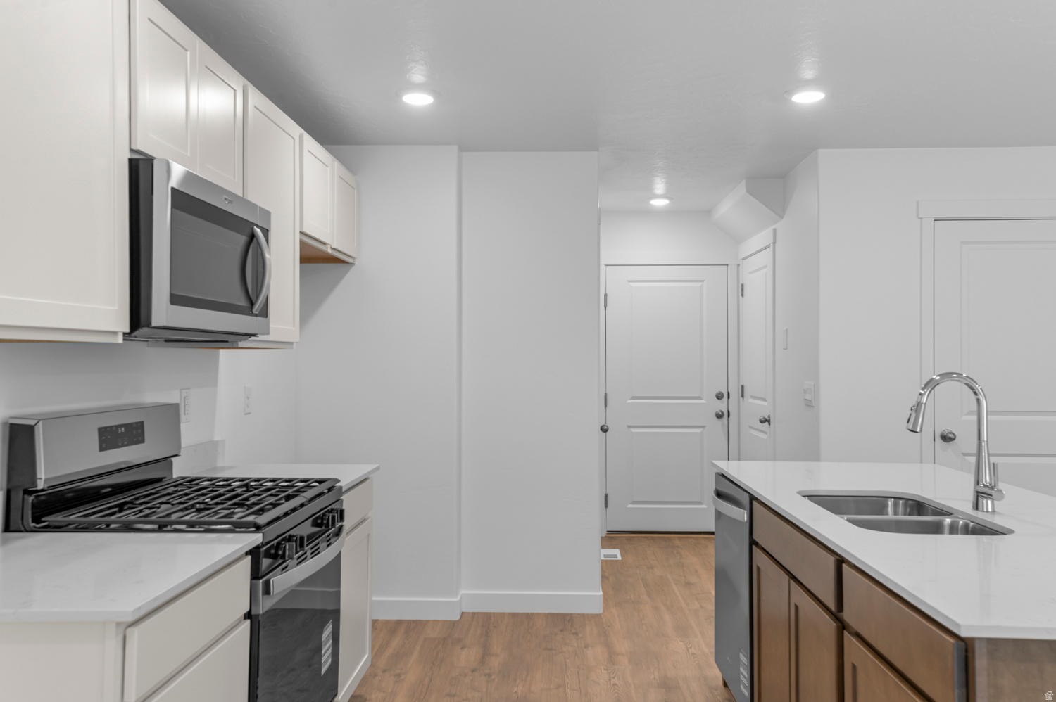 VIRIDIAN - Residential