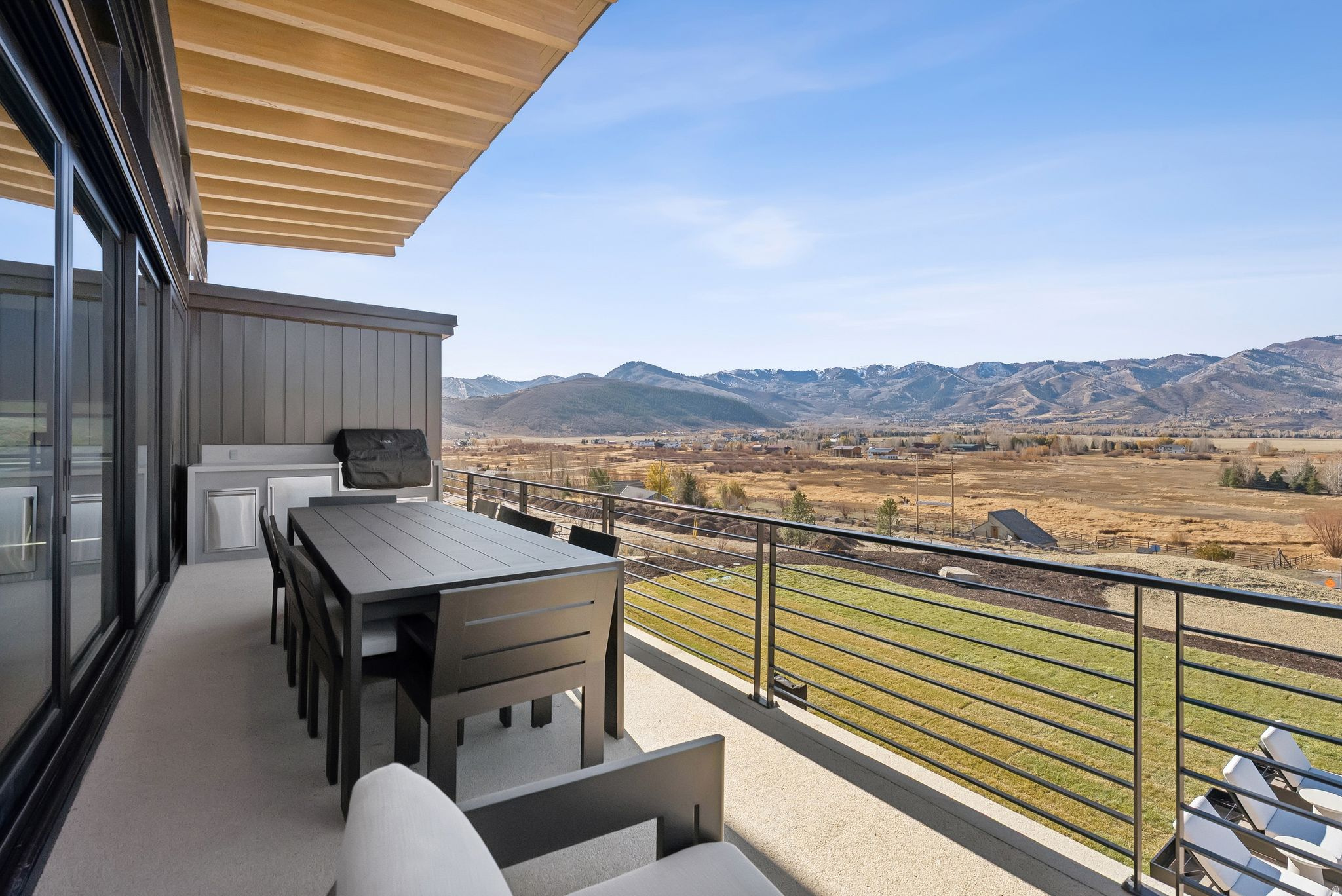 OLD RANCH ROAD AREA - Residential