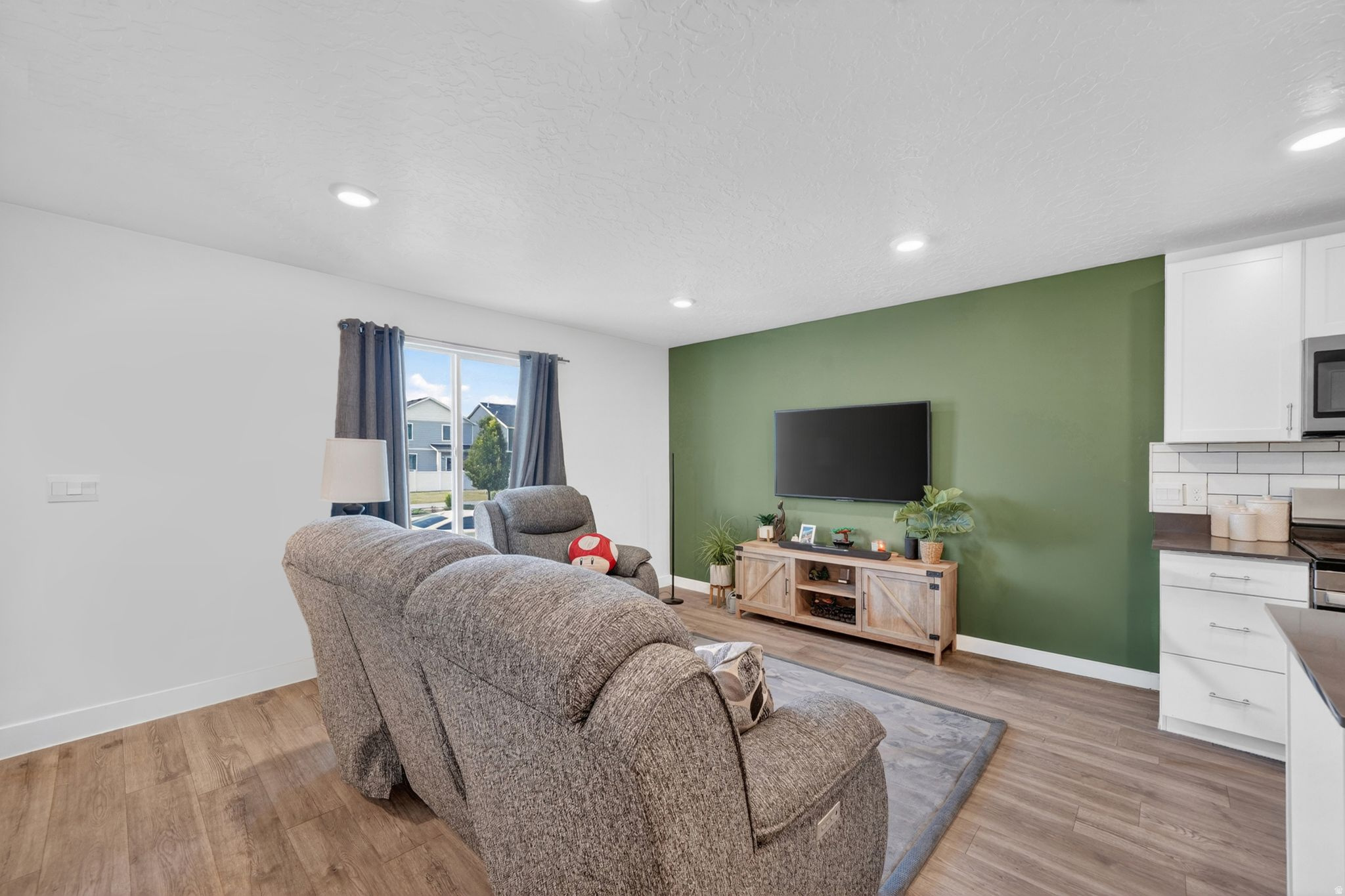 SPRING RANCH - Residential