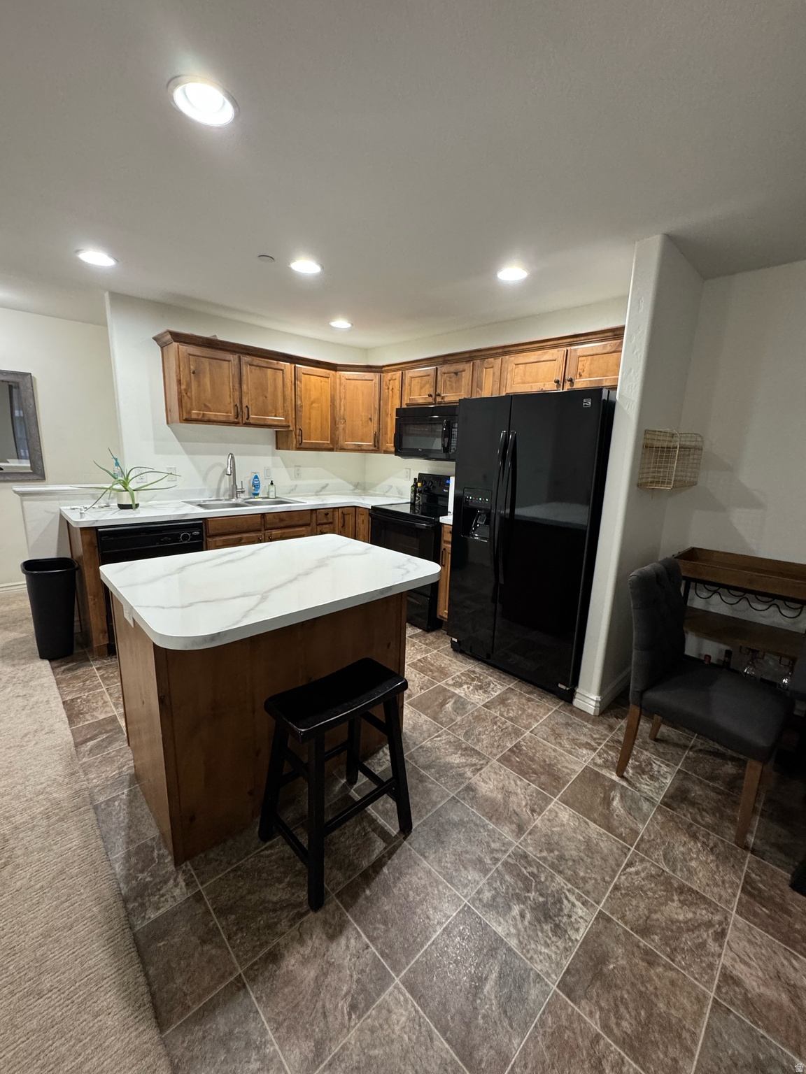 CREEKSIDE VILLAGE CO - Residential