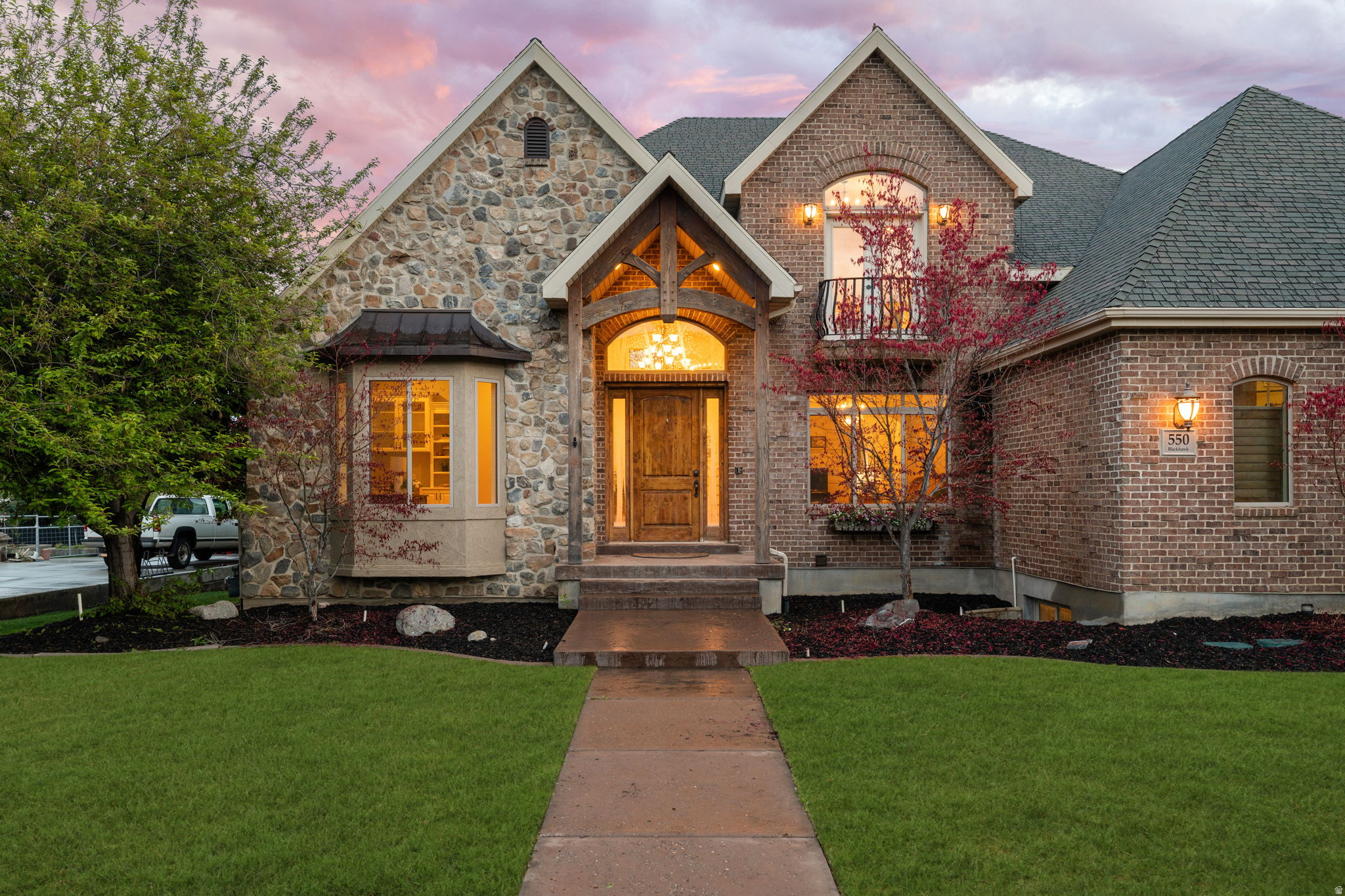 DRY CREEK ORCHARDS - Residential