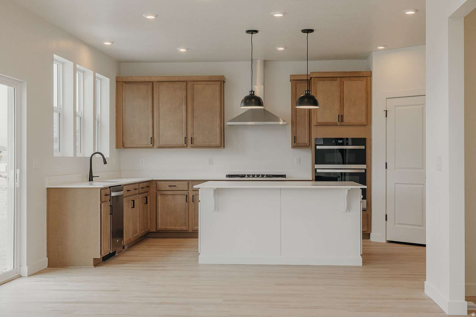 RIVERSIDE ESTATES - Residential