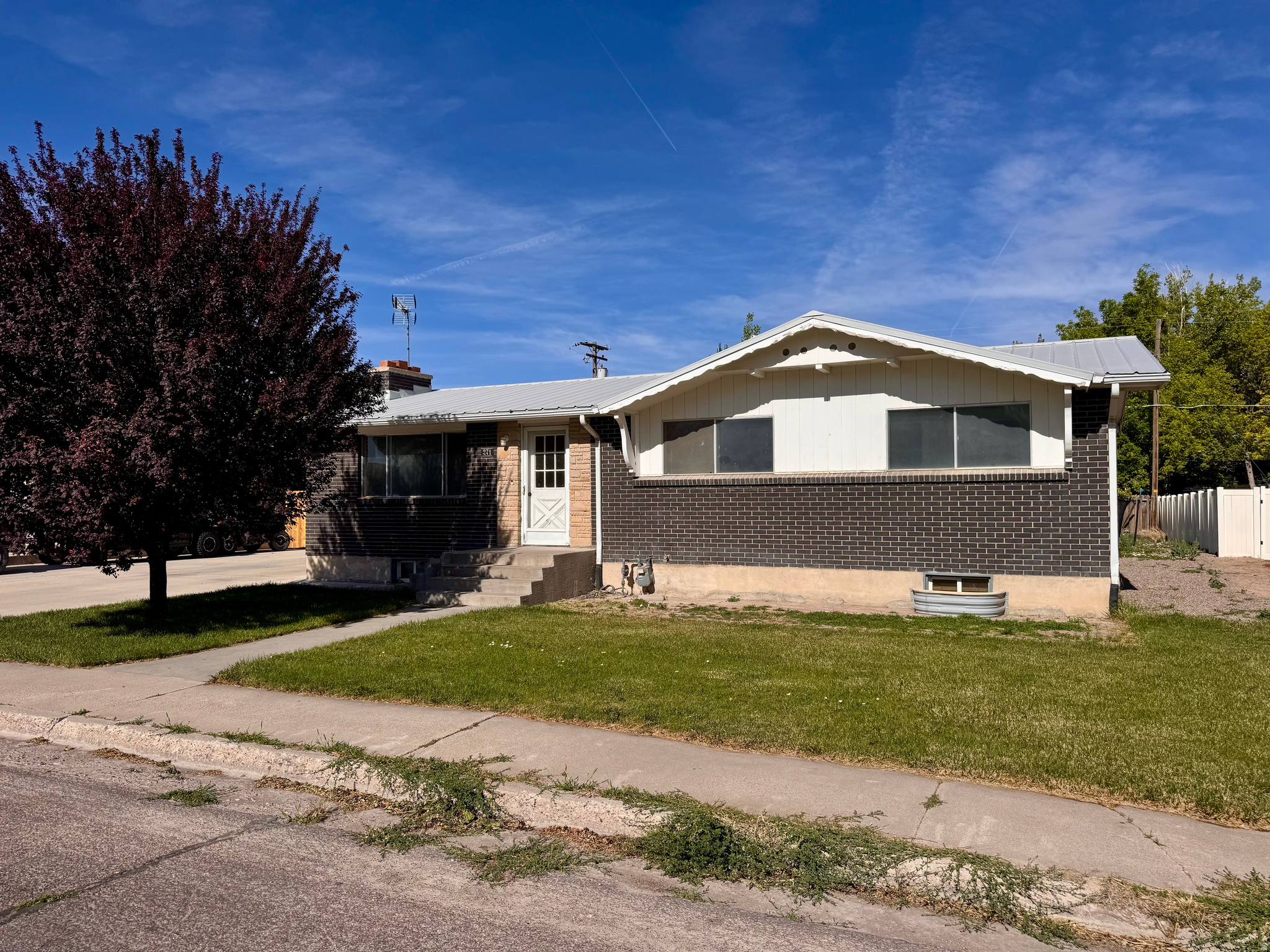 SUNSHINE ACRES SUB - Residential