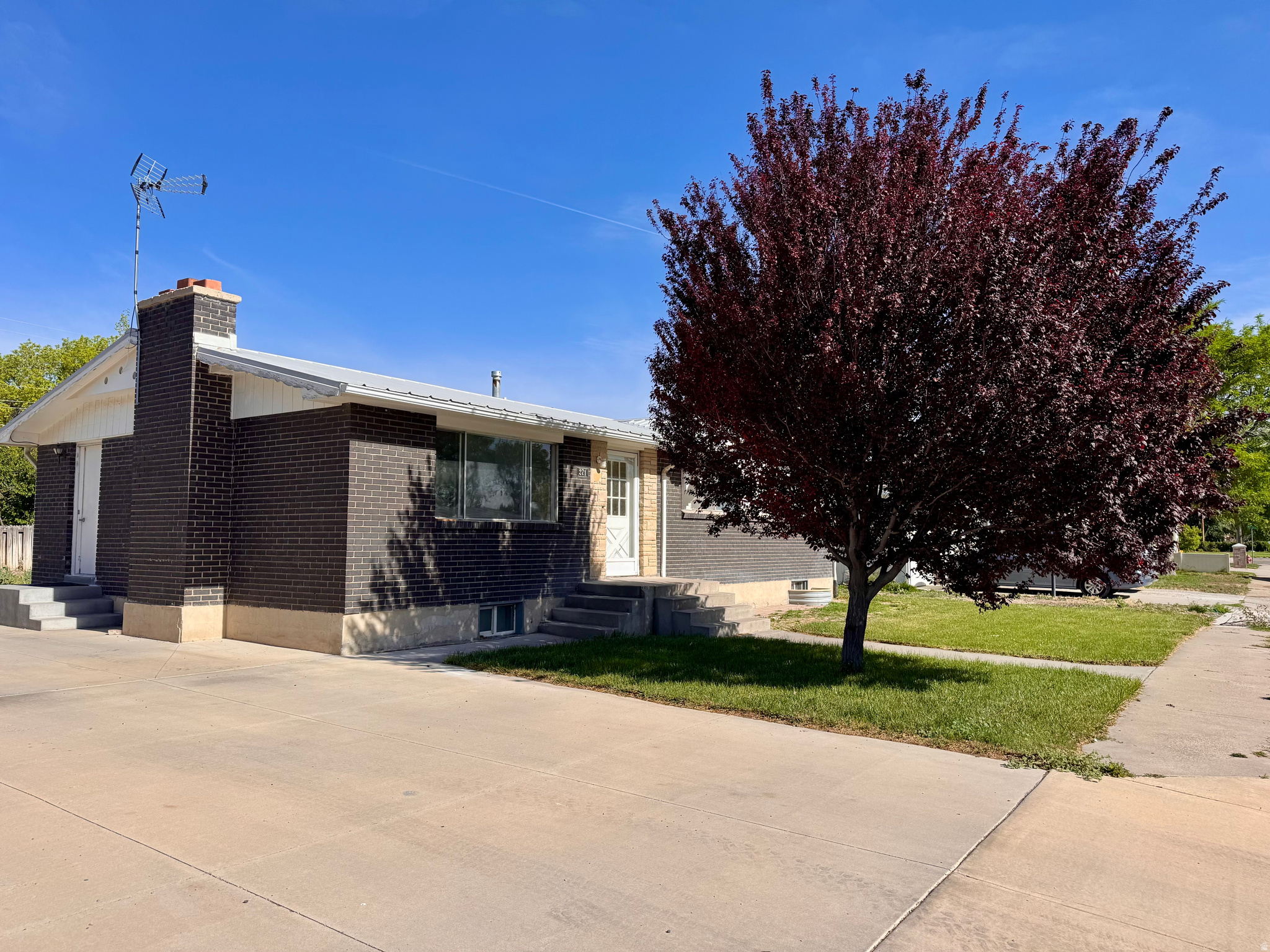 SUNSHINE ACRES SUB - Residential