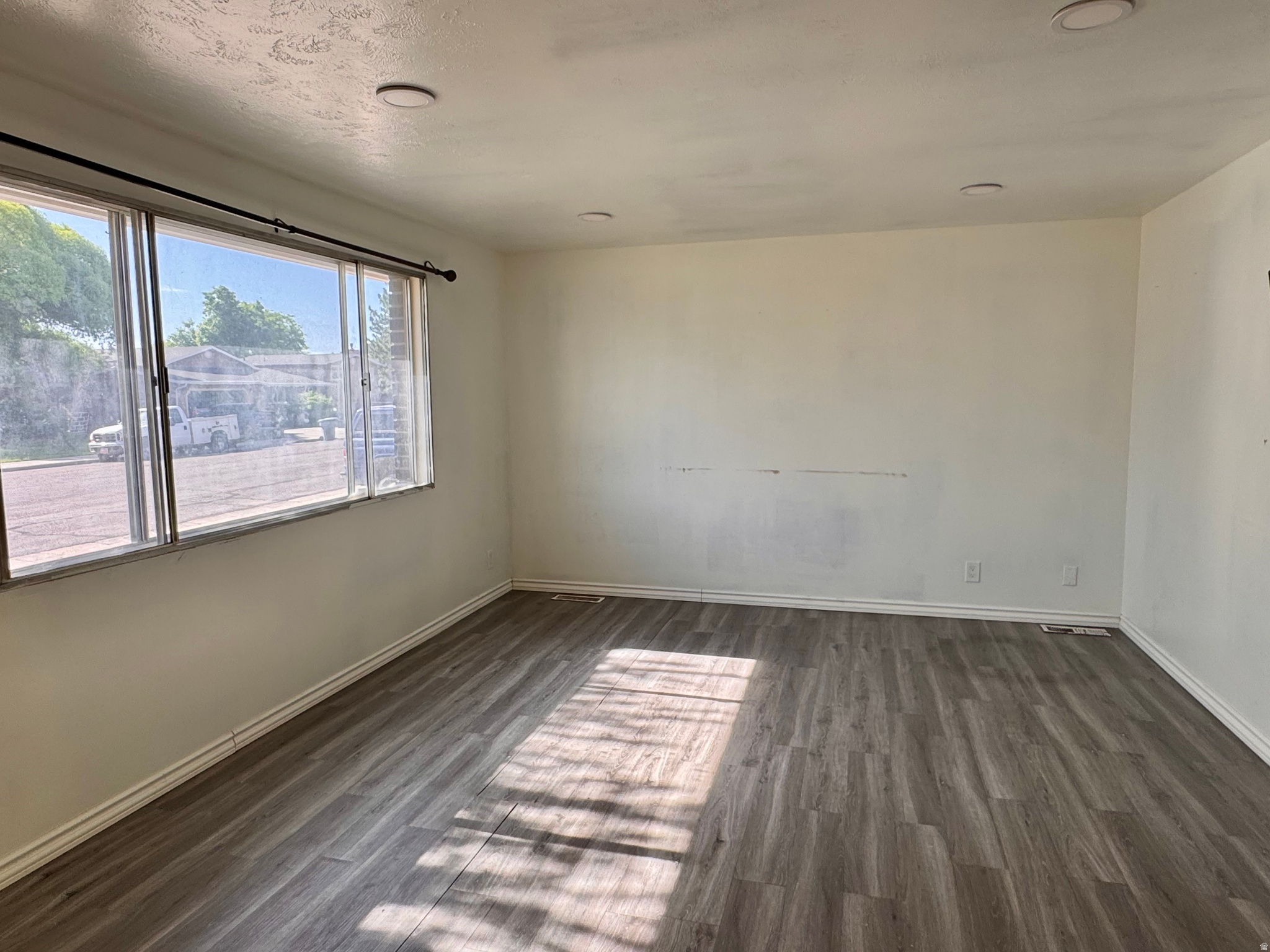 SUNSHINE ACRES SUB - Residential