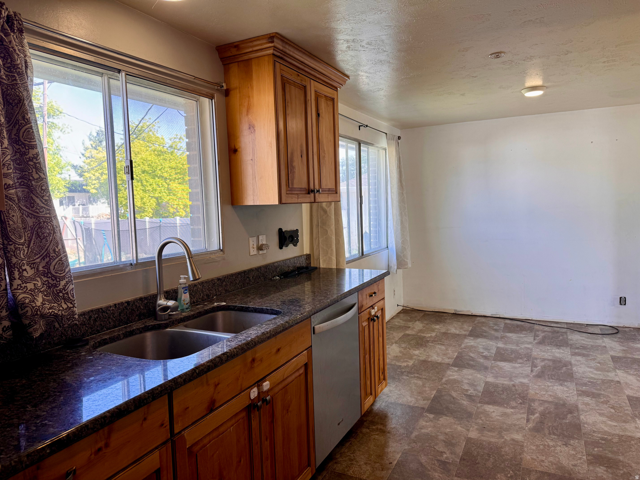 SUNSHINE ACRES SUB - Residential