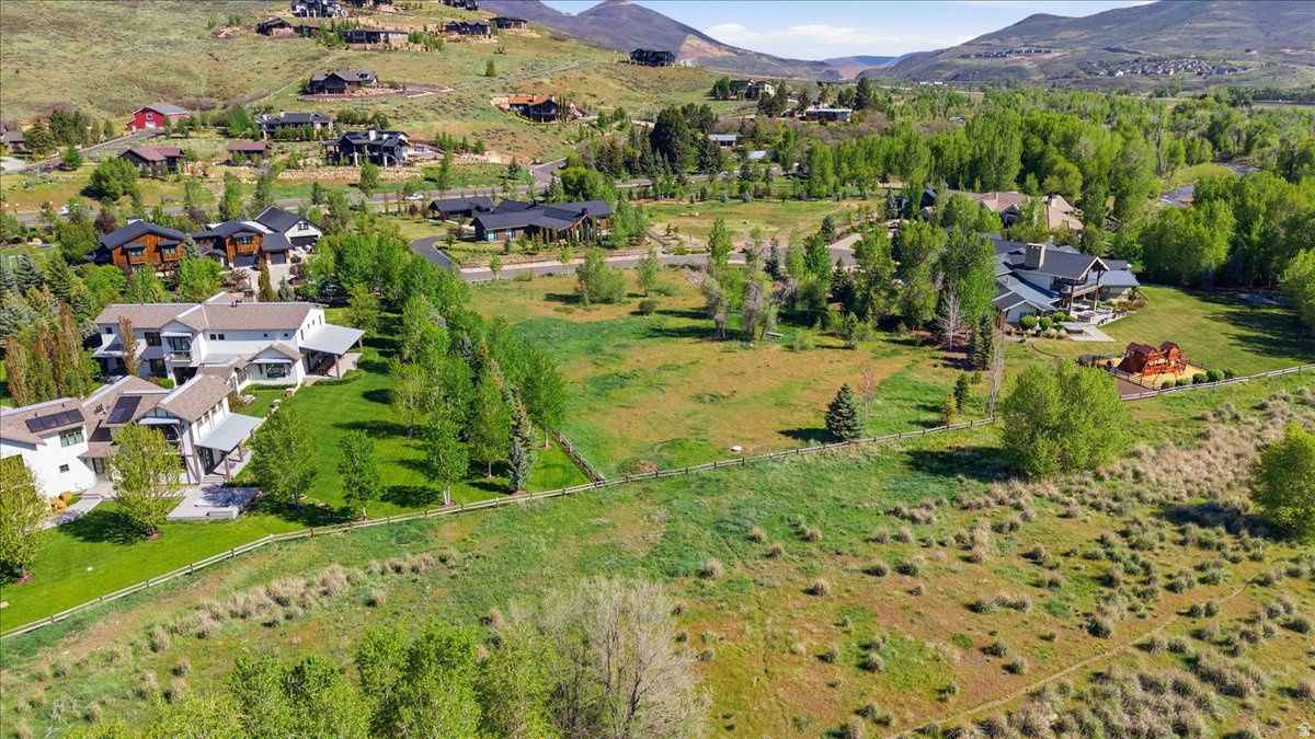 RIVER MEADOWS - Land