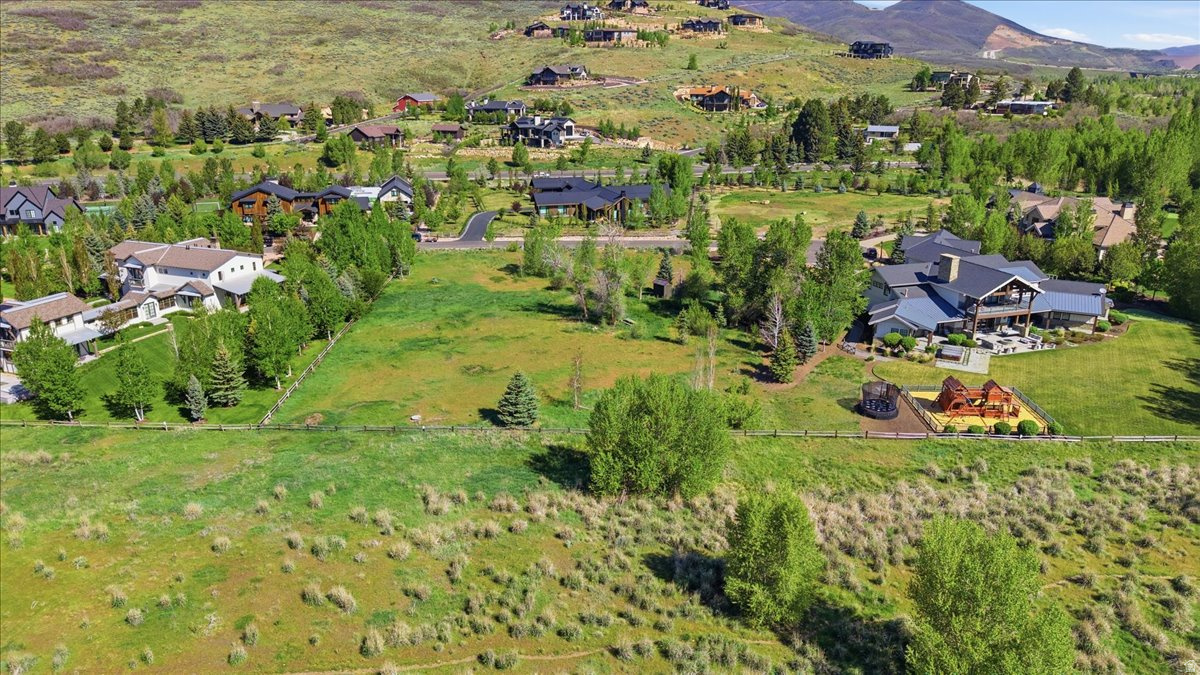 RIVER MEADOWS - Land