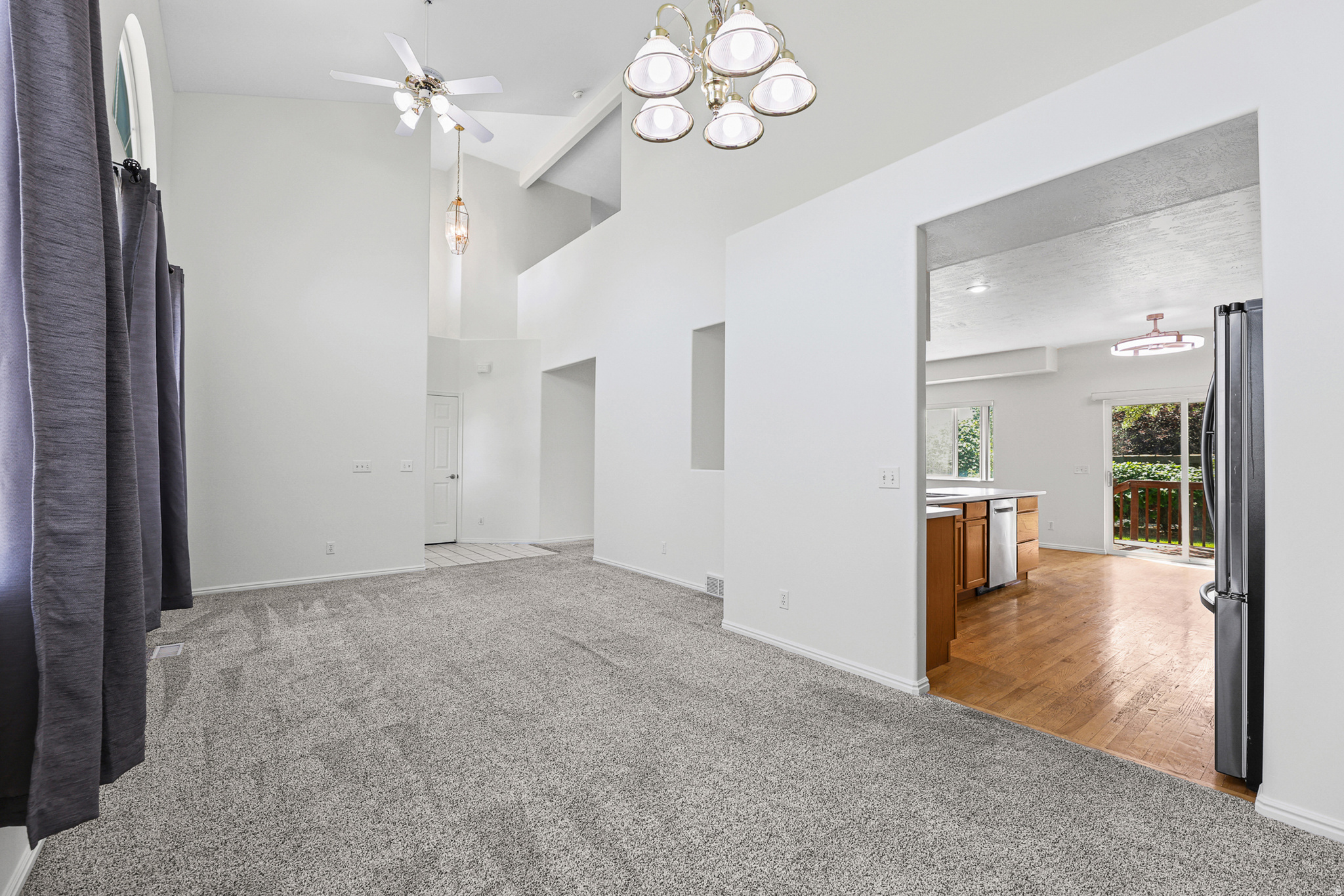 PEBBLEWOOD - Residential