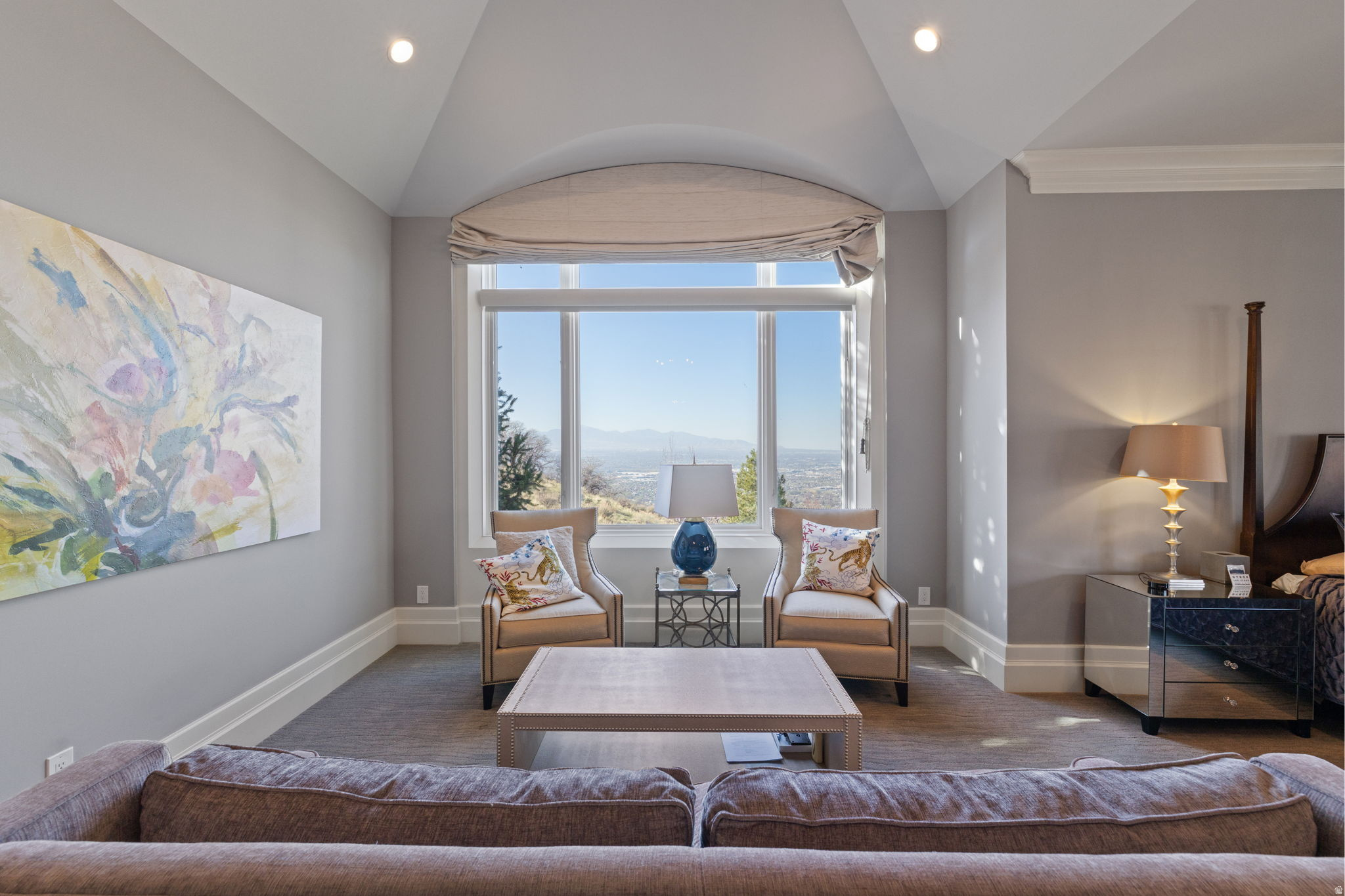 COVE IN CORNERCANYON - Residential