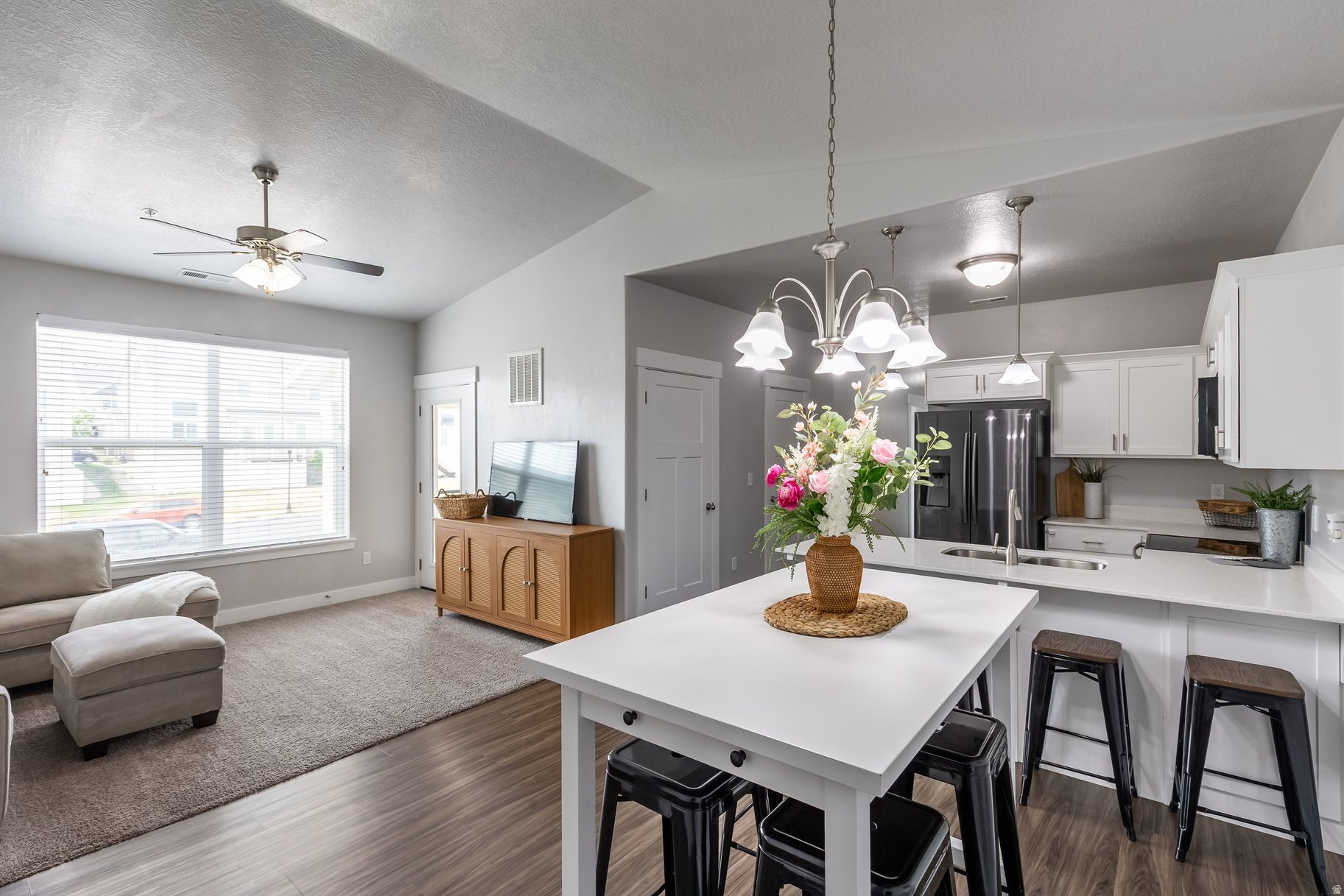 EAGLE VIEW - Residential