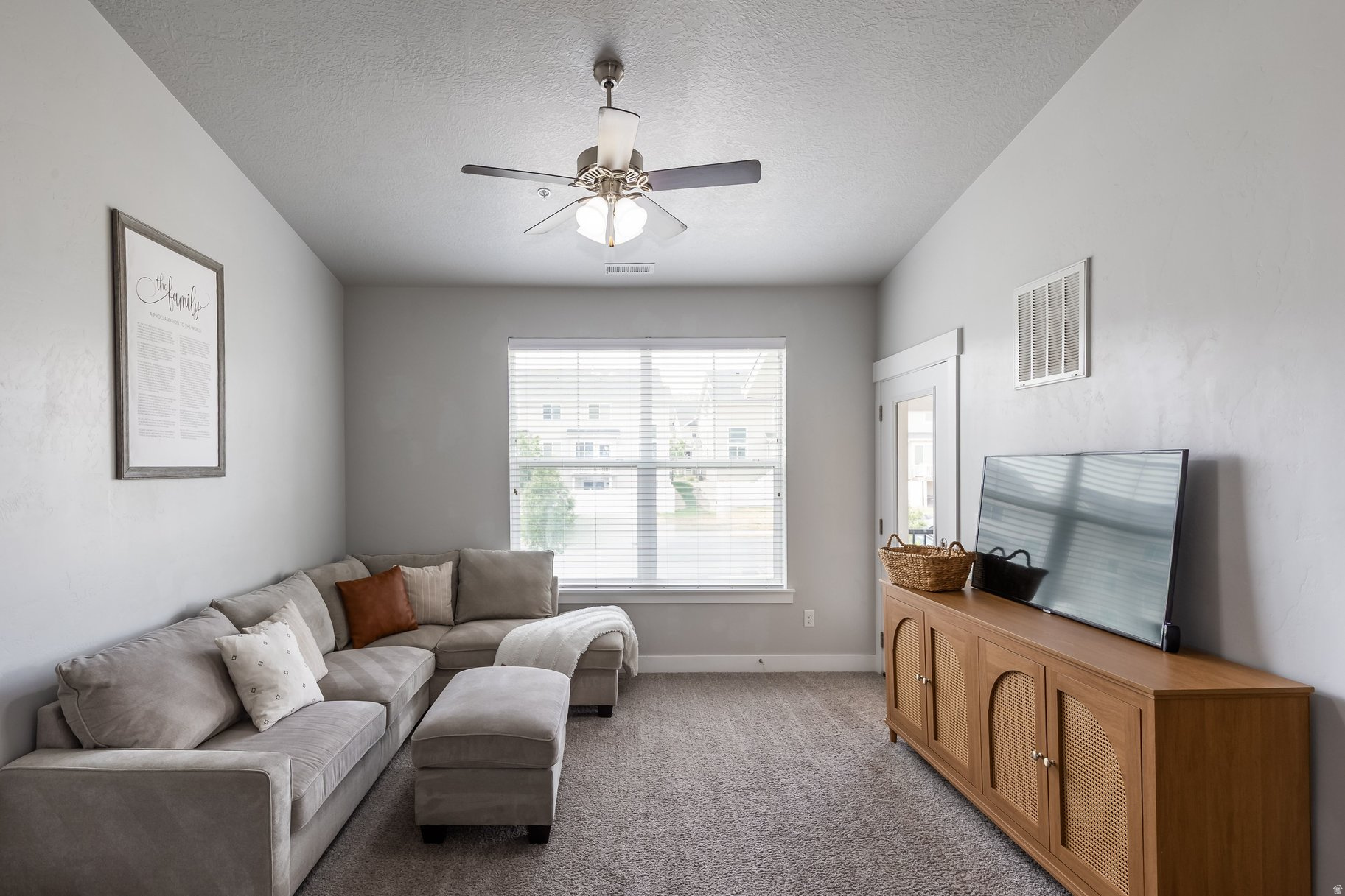 EAGLE VIEW - Residential