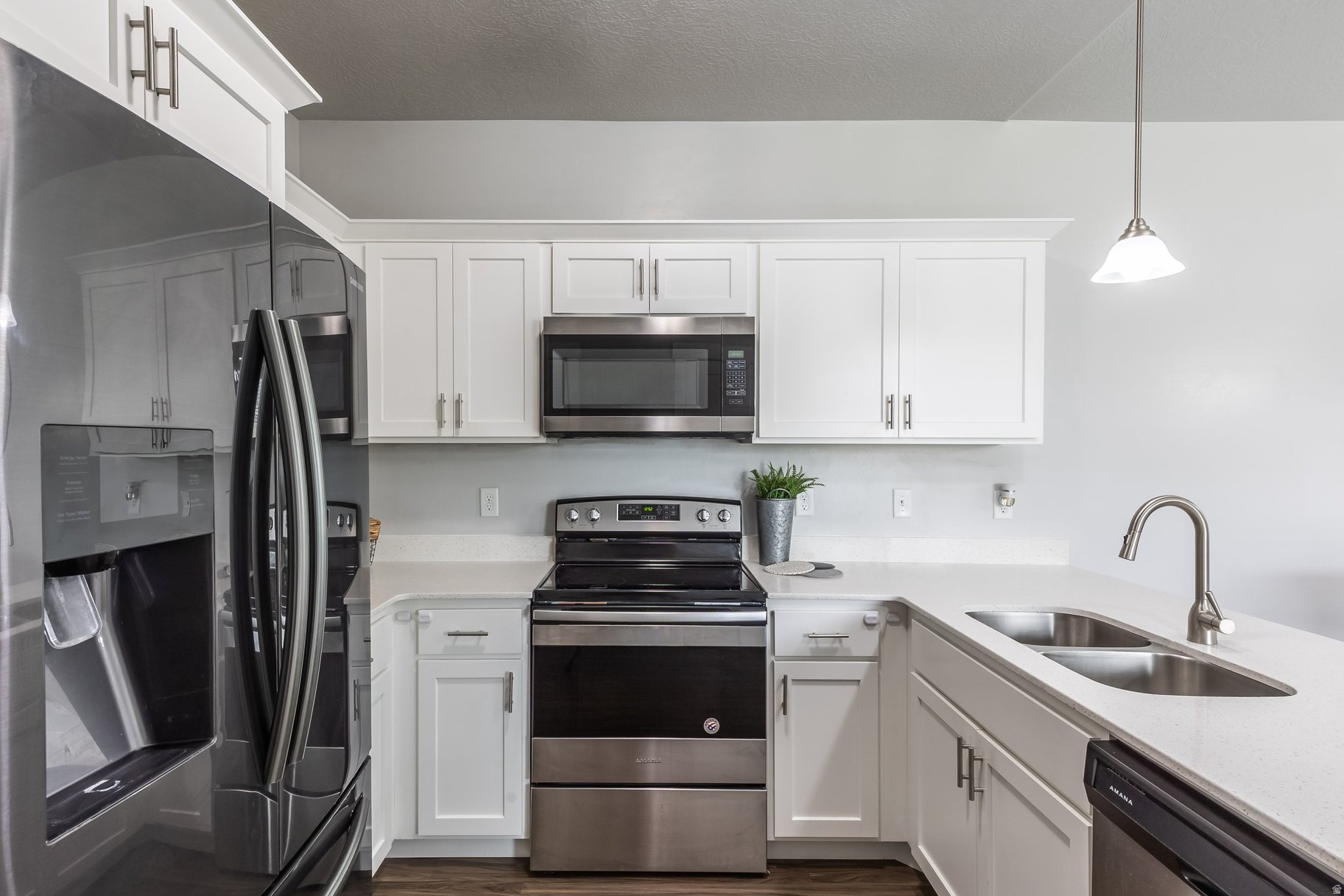 EAGLE VIEW - Residential