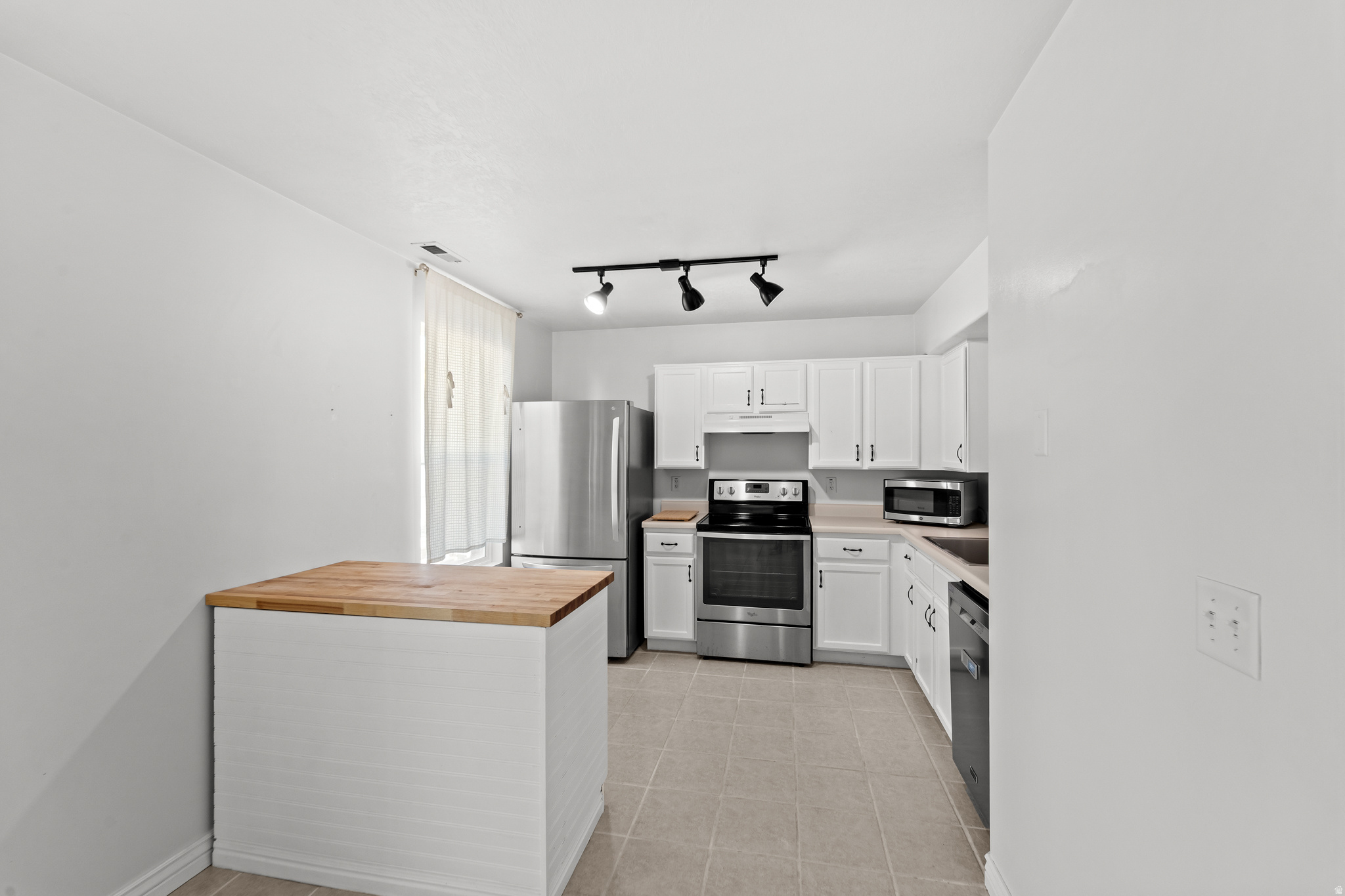 LOCH LOMOND PHASE 1 AMENDED - Residential