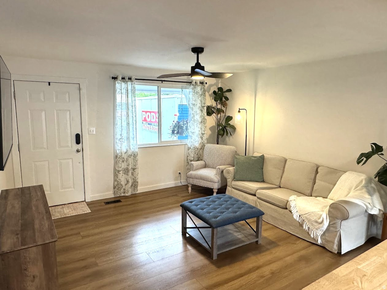 LAKEWAY - Residential