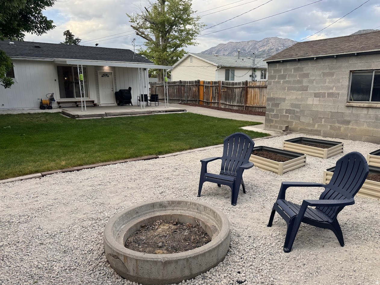 LAKEWAY - Residential
