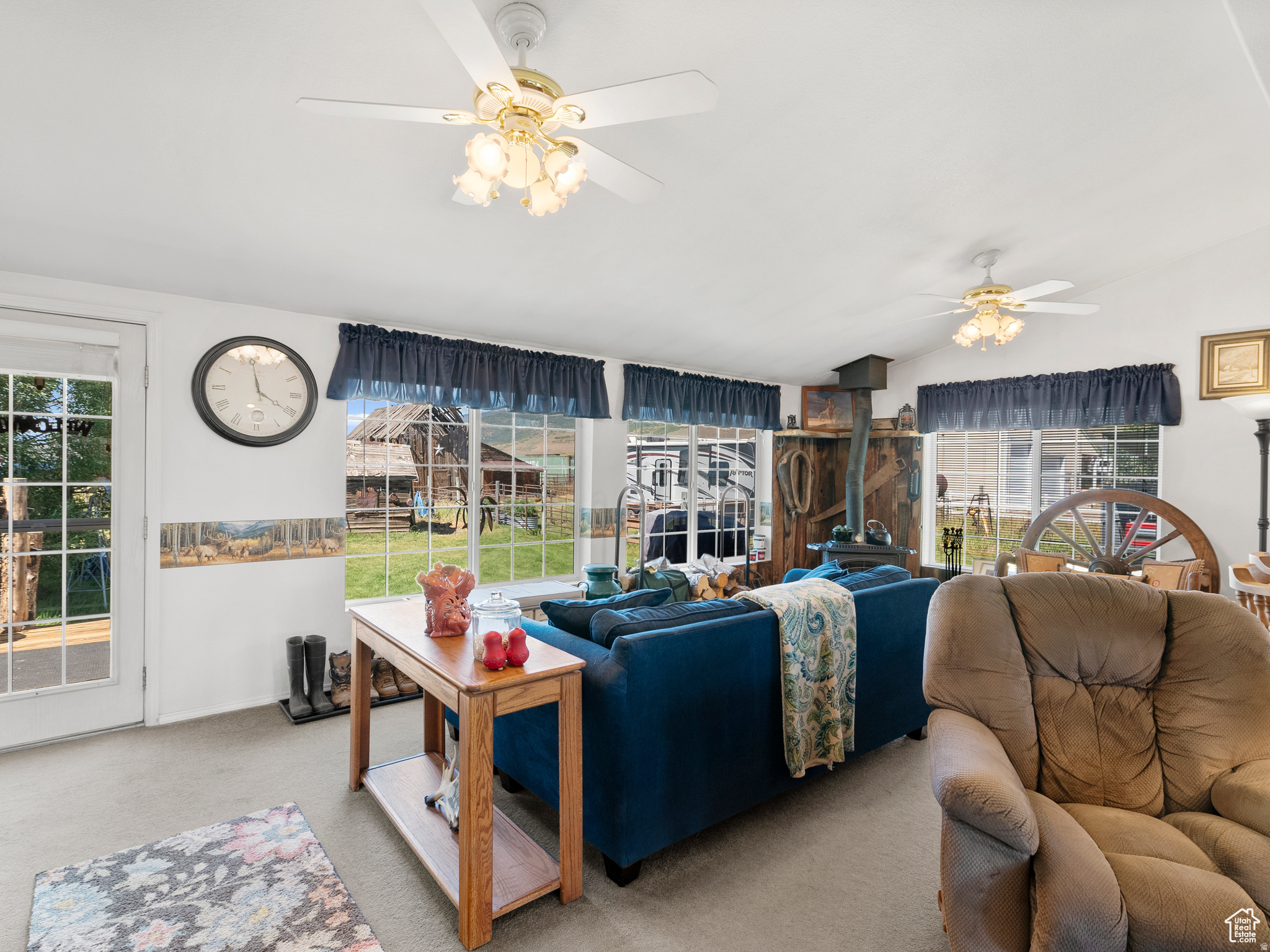 FRANCIS TOWN - Residential