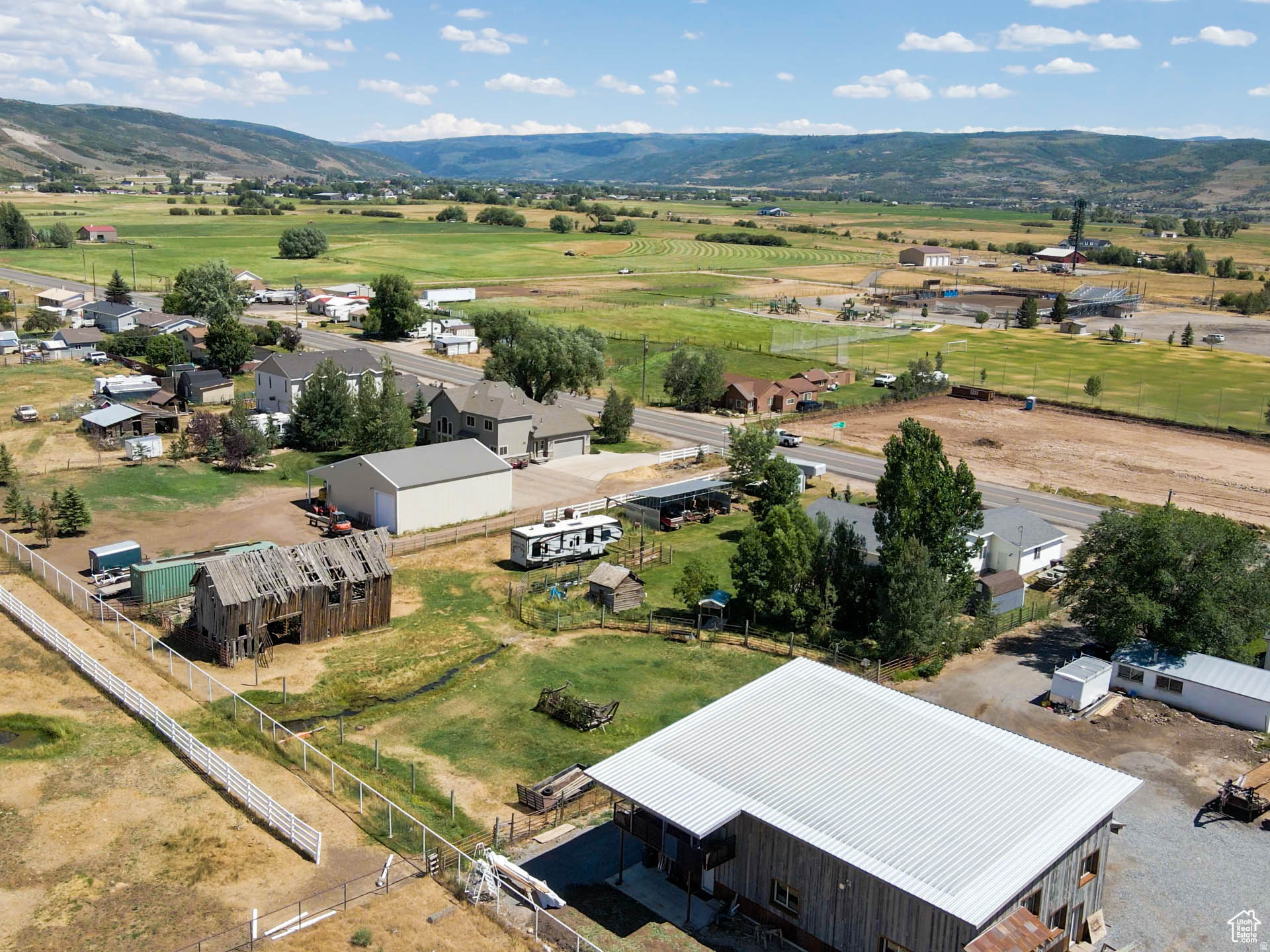 FRANCIS TOWN - Residential