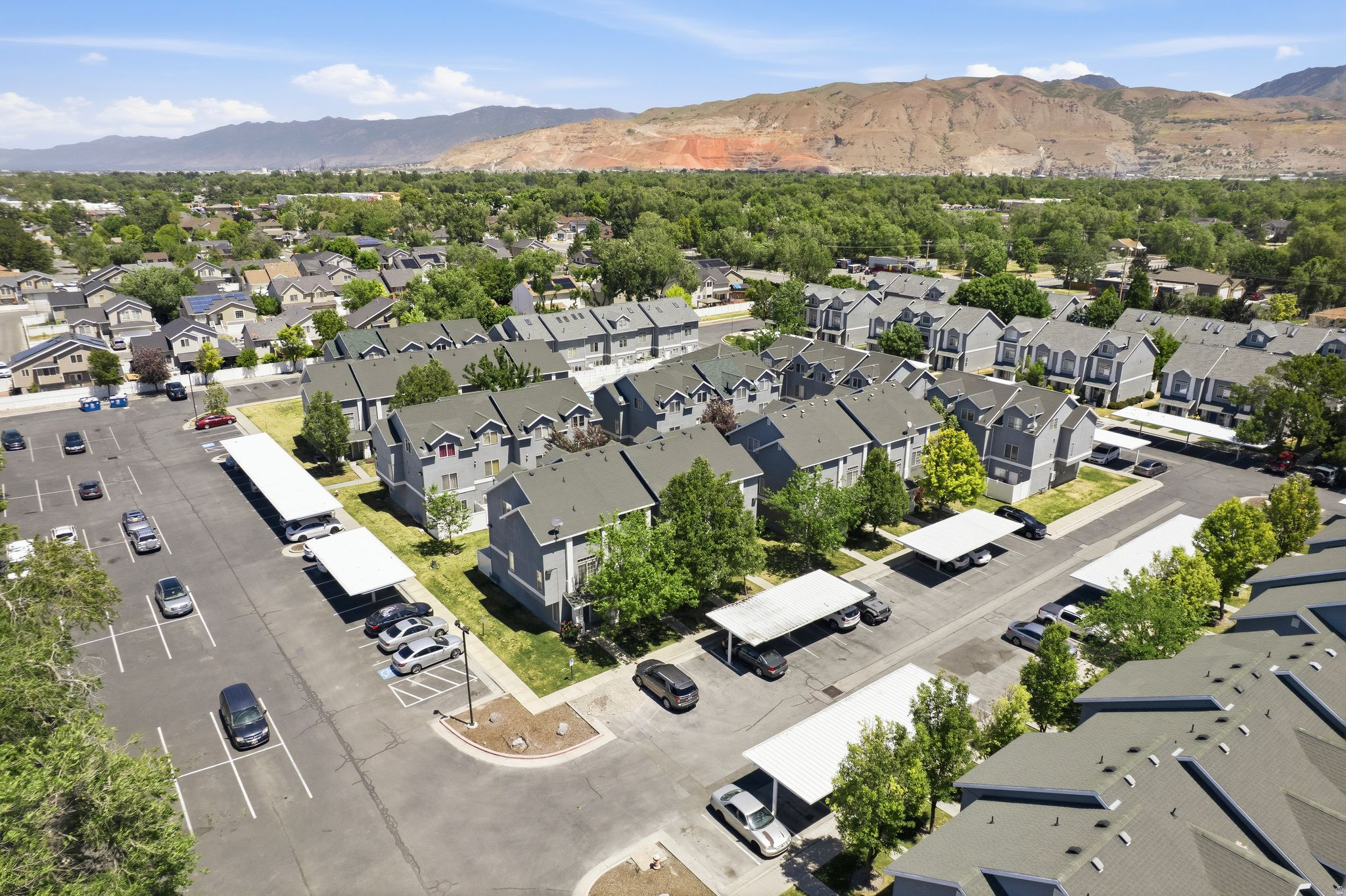 WINGATE VILLAGE - Residential