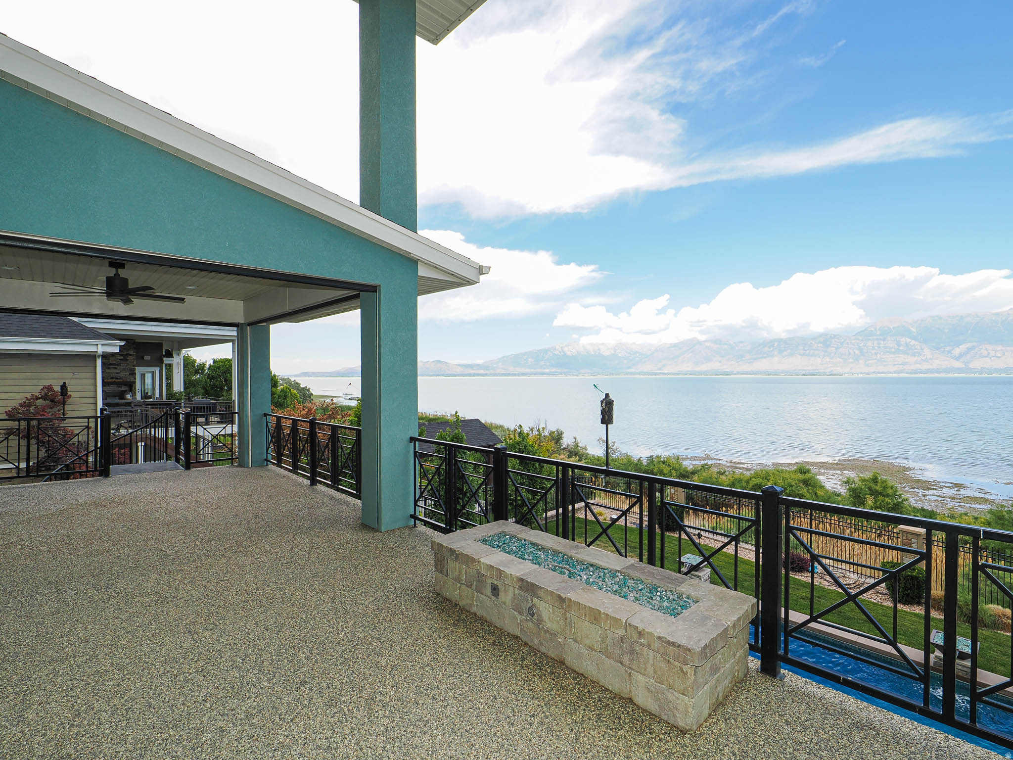 HARBOR BAY - Residential