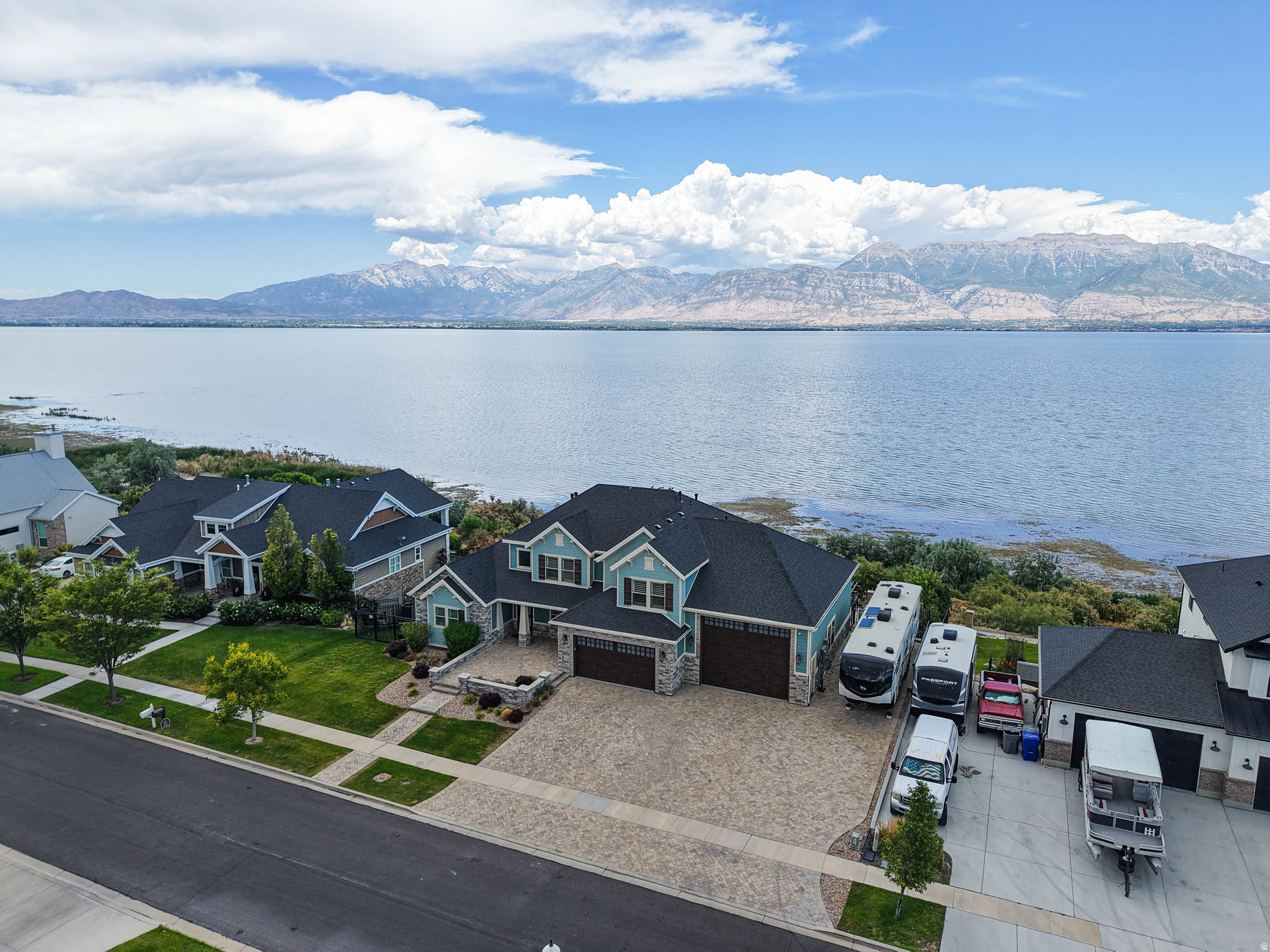 HARBOR BAY - Residential