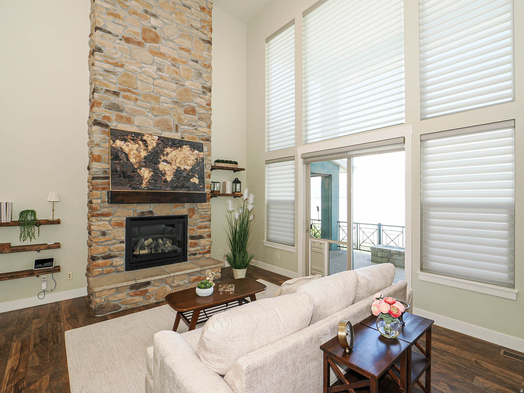 HARBOR BAY - Residential