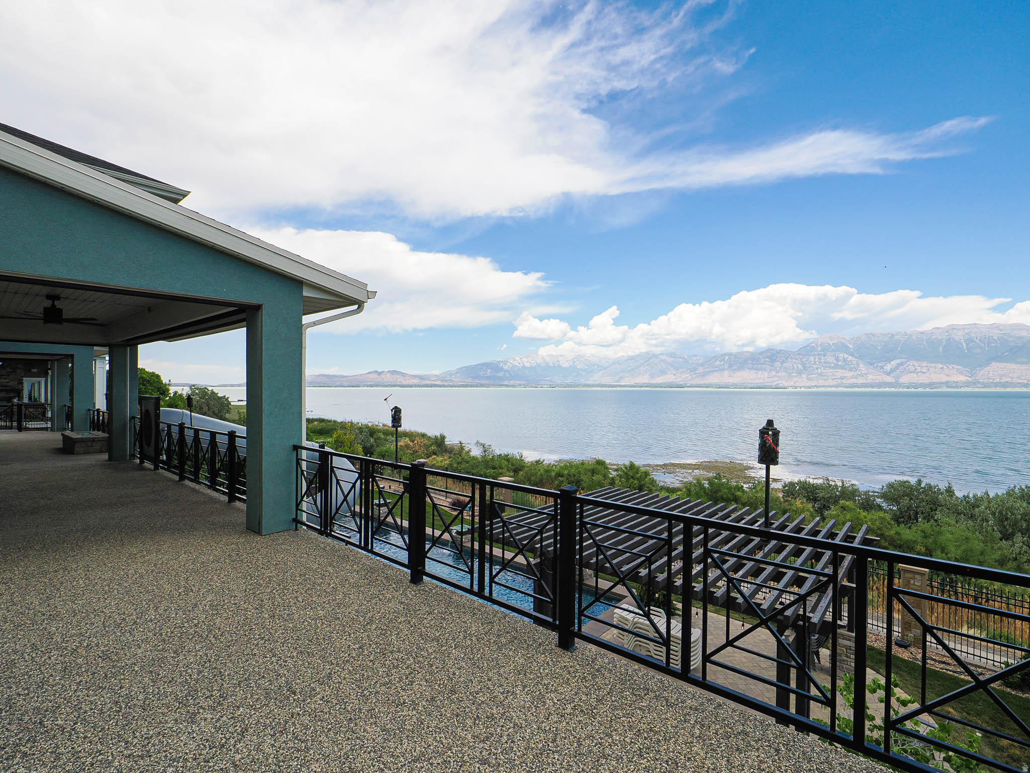 HARBOR BAY - Residential