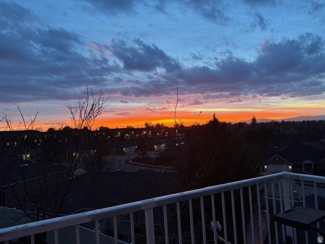 DAYBREAK - Residential