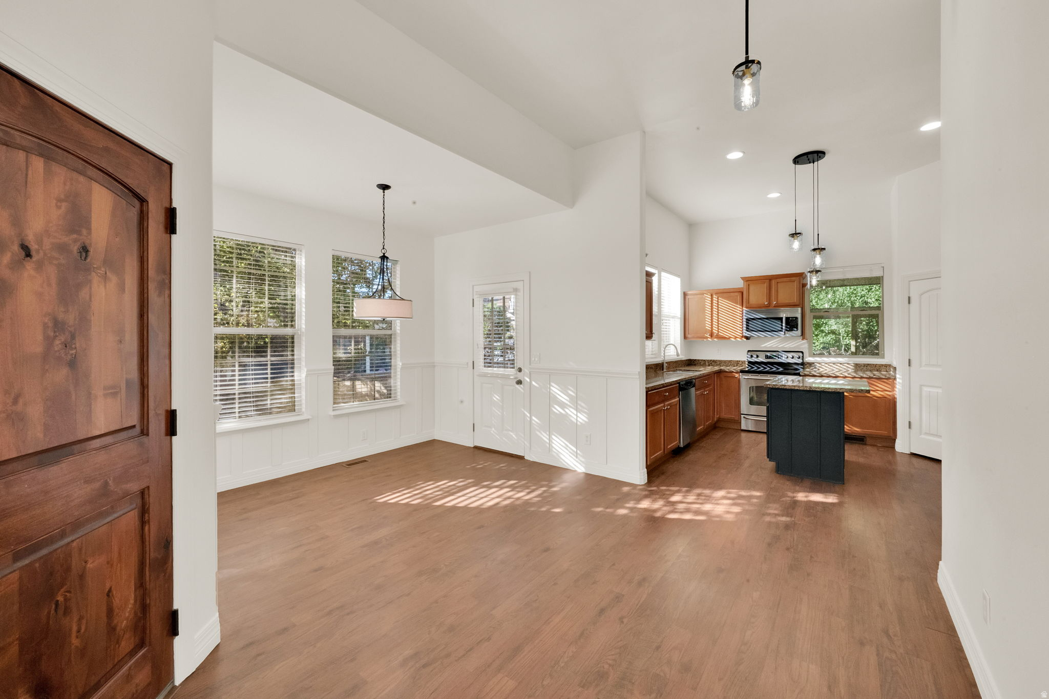 RIDGE - Residential