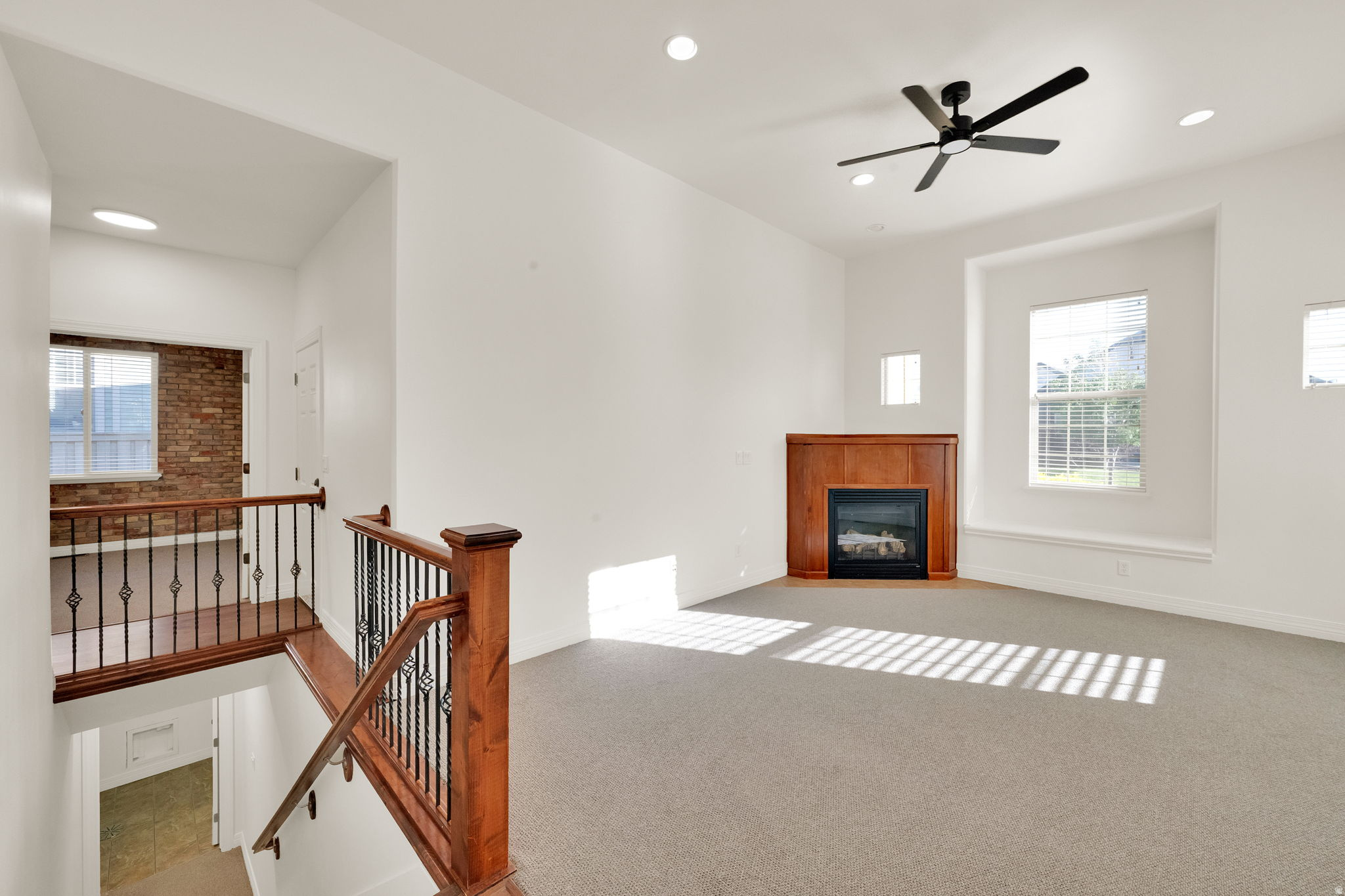 RIDGE - Residential