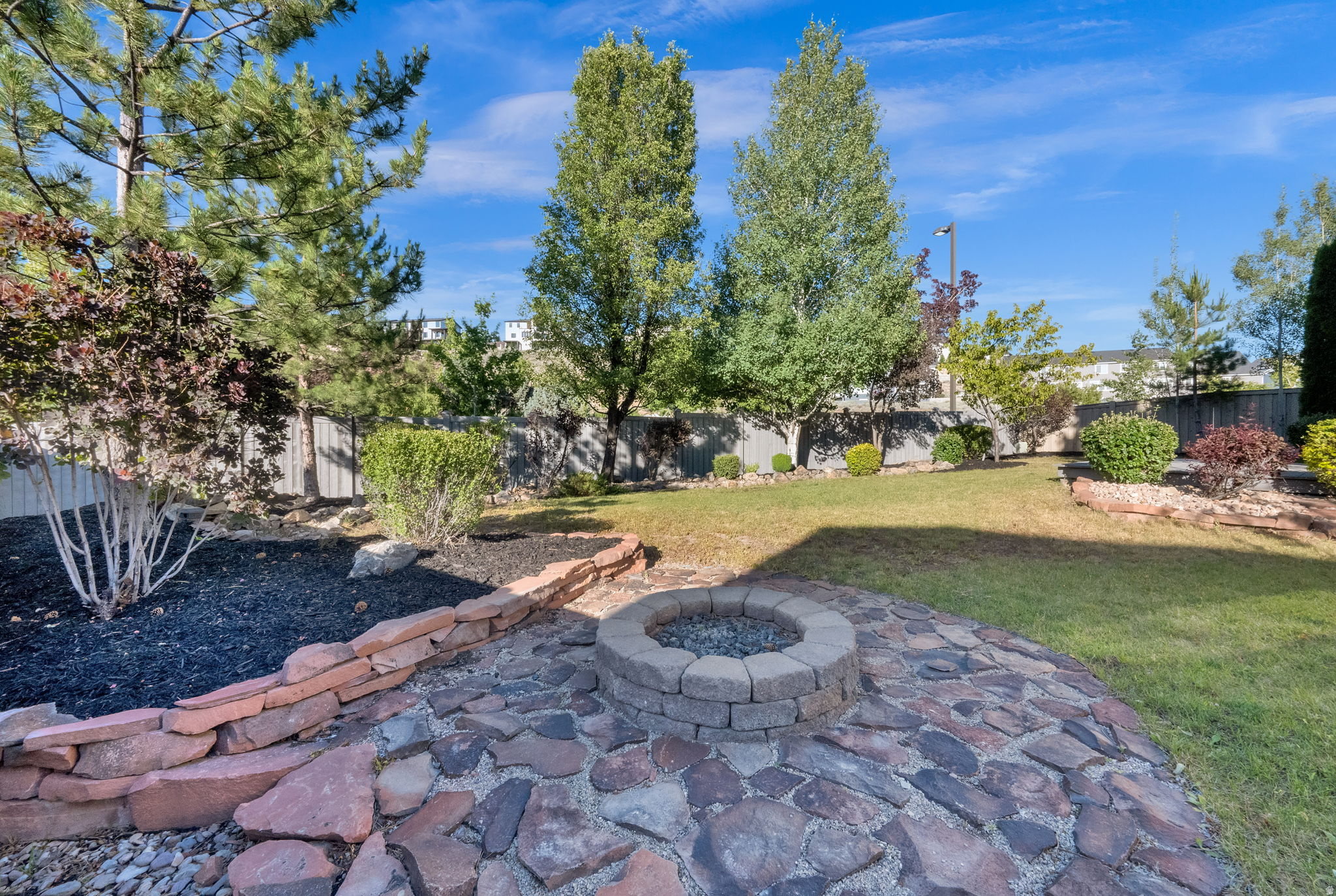 RIDGE - Residential