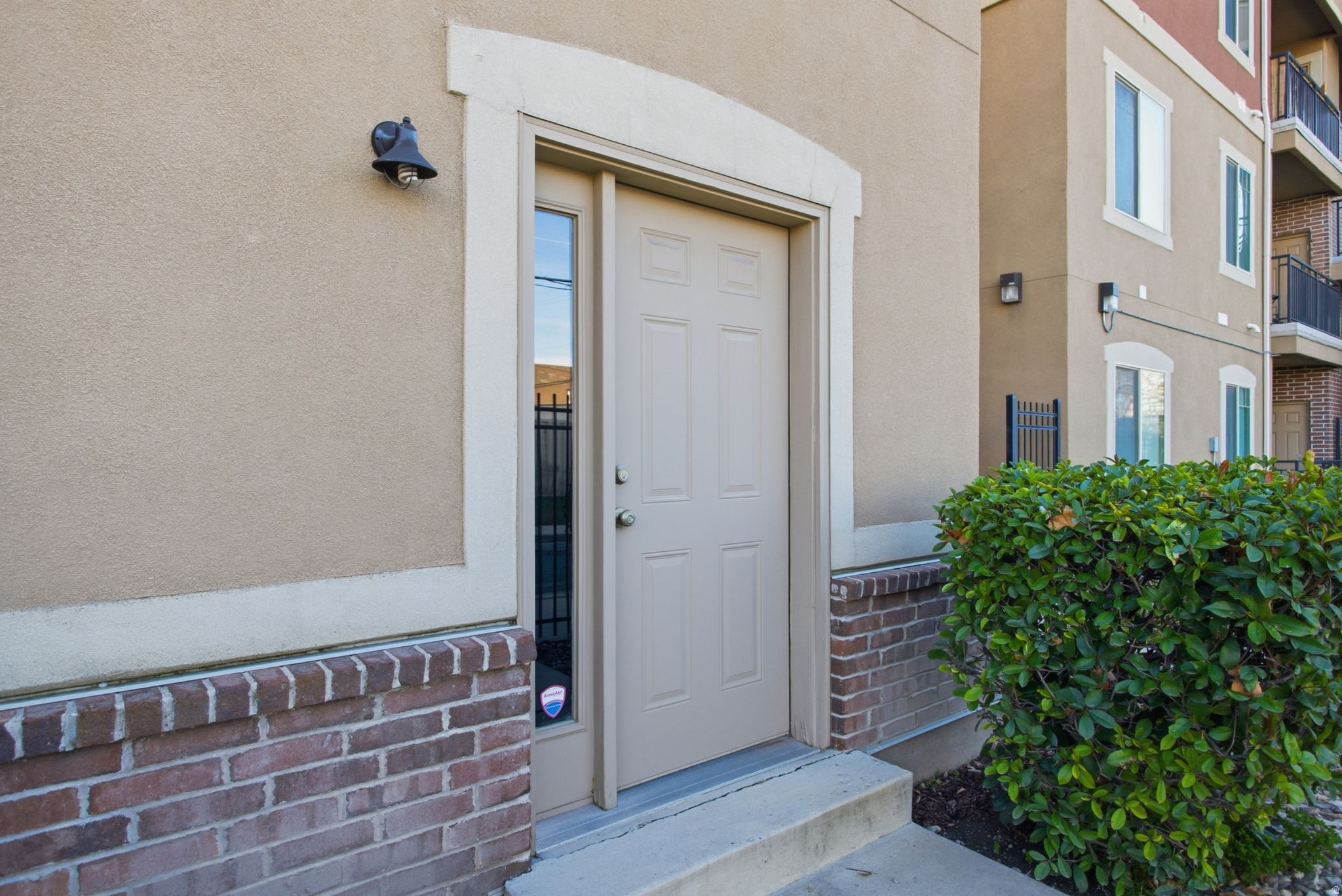 BELMONT - Residential
