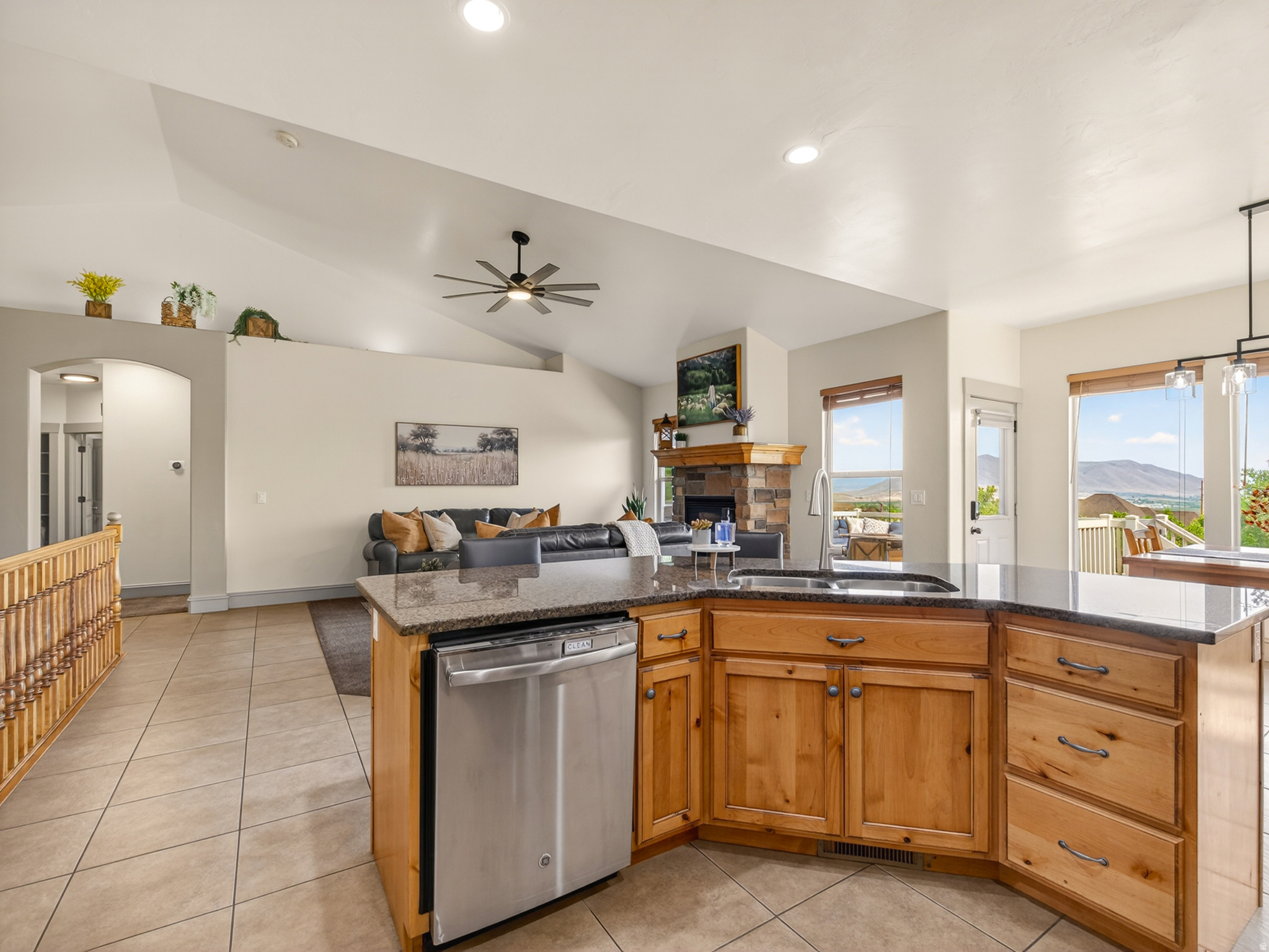 OAK VIEW HILLS - Residential