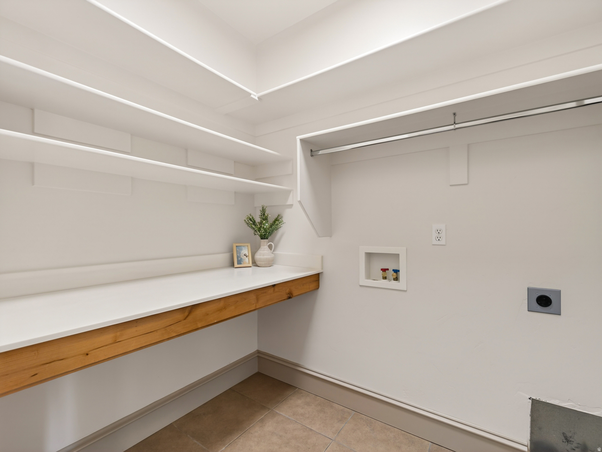 OAK VIEW HILLS - Residential