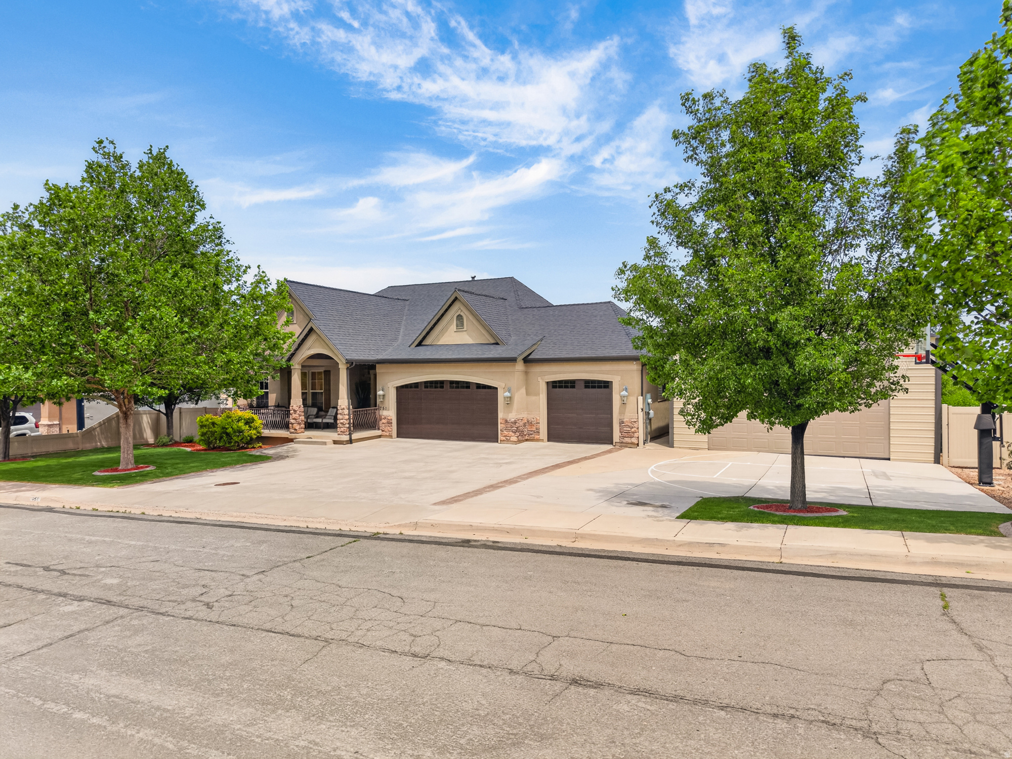 OAK VIEW HILLS - Residential