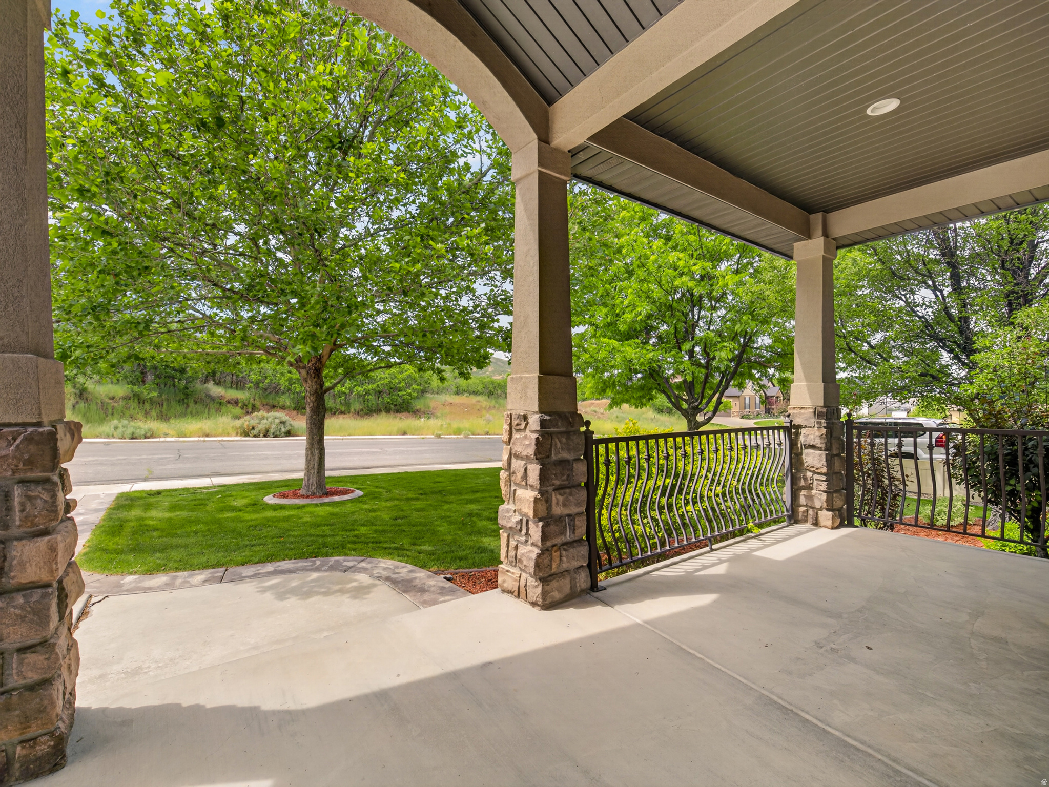 OAK VIEW HILLS - Residential