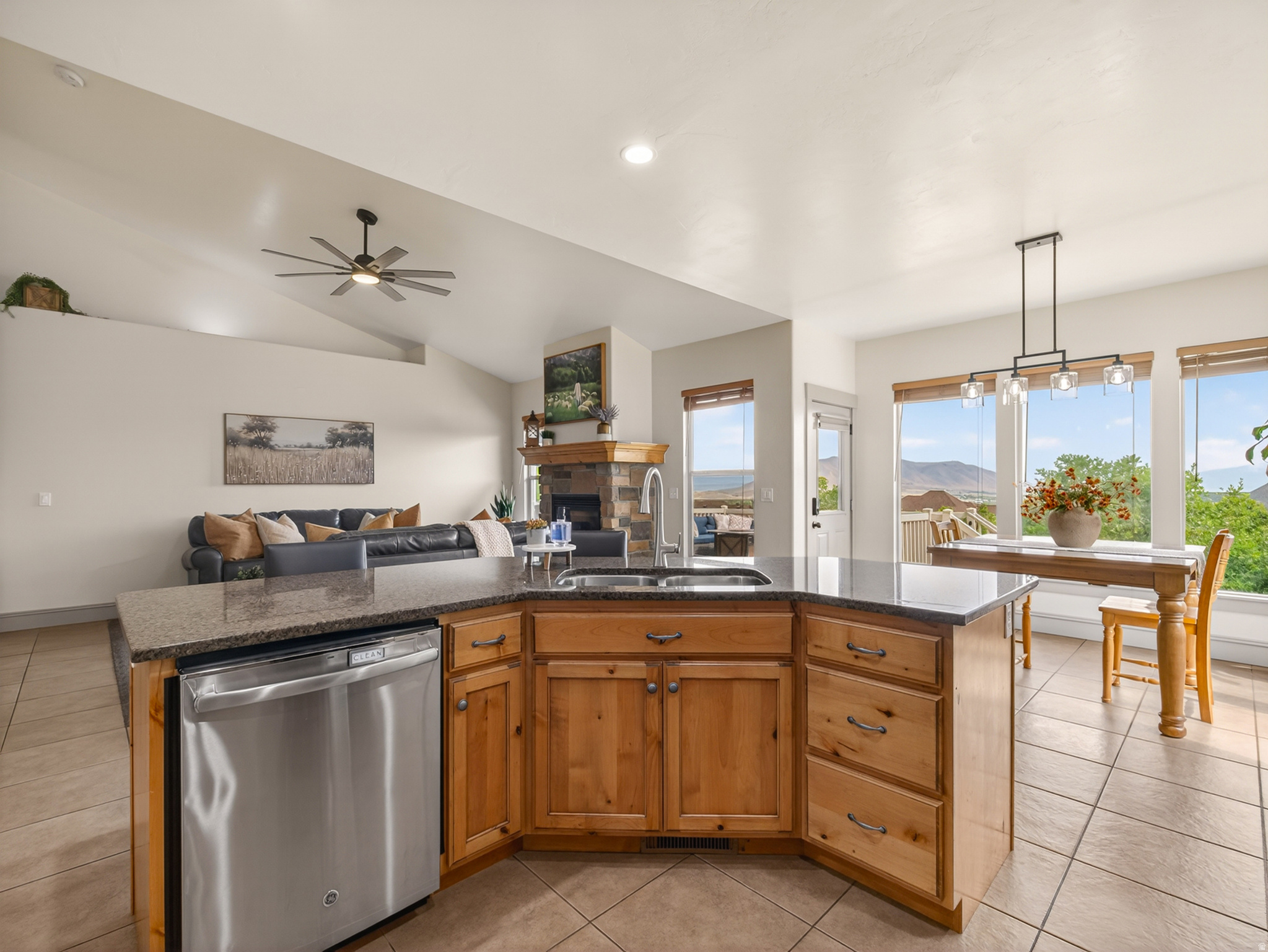 OAK VIEW HILLS - Residential