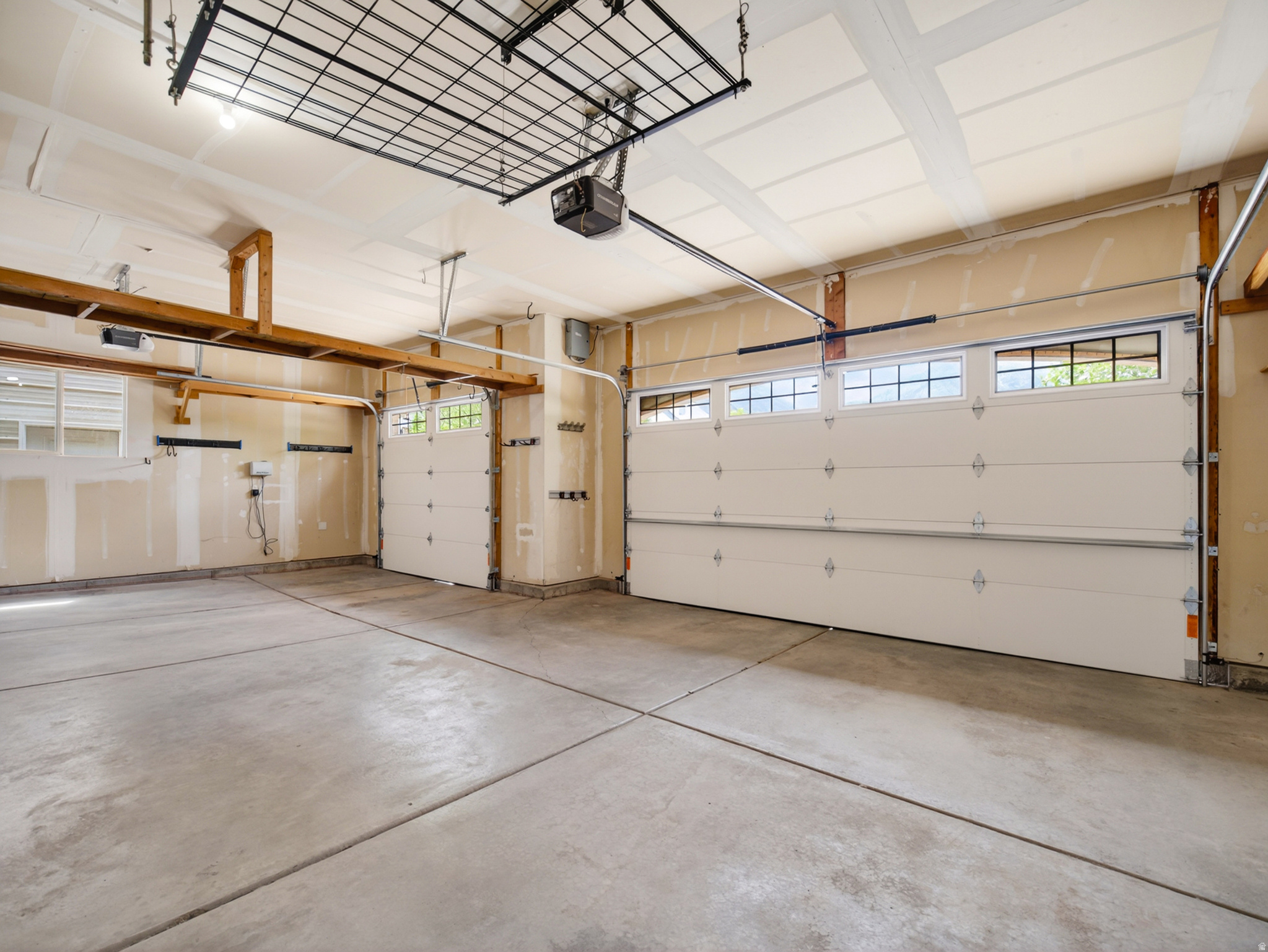 OAK VIEW HILLS - Residential