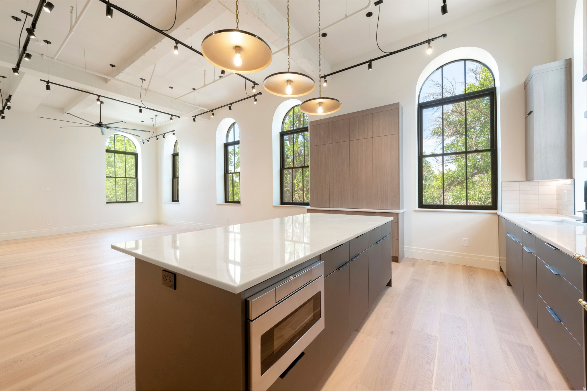 TELEGRAPH EXCHANGE - Residential