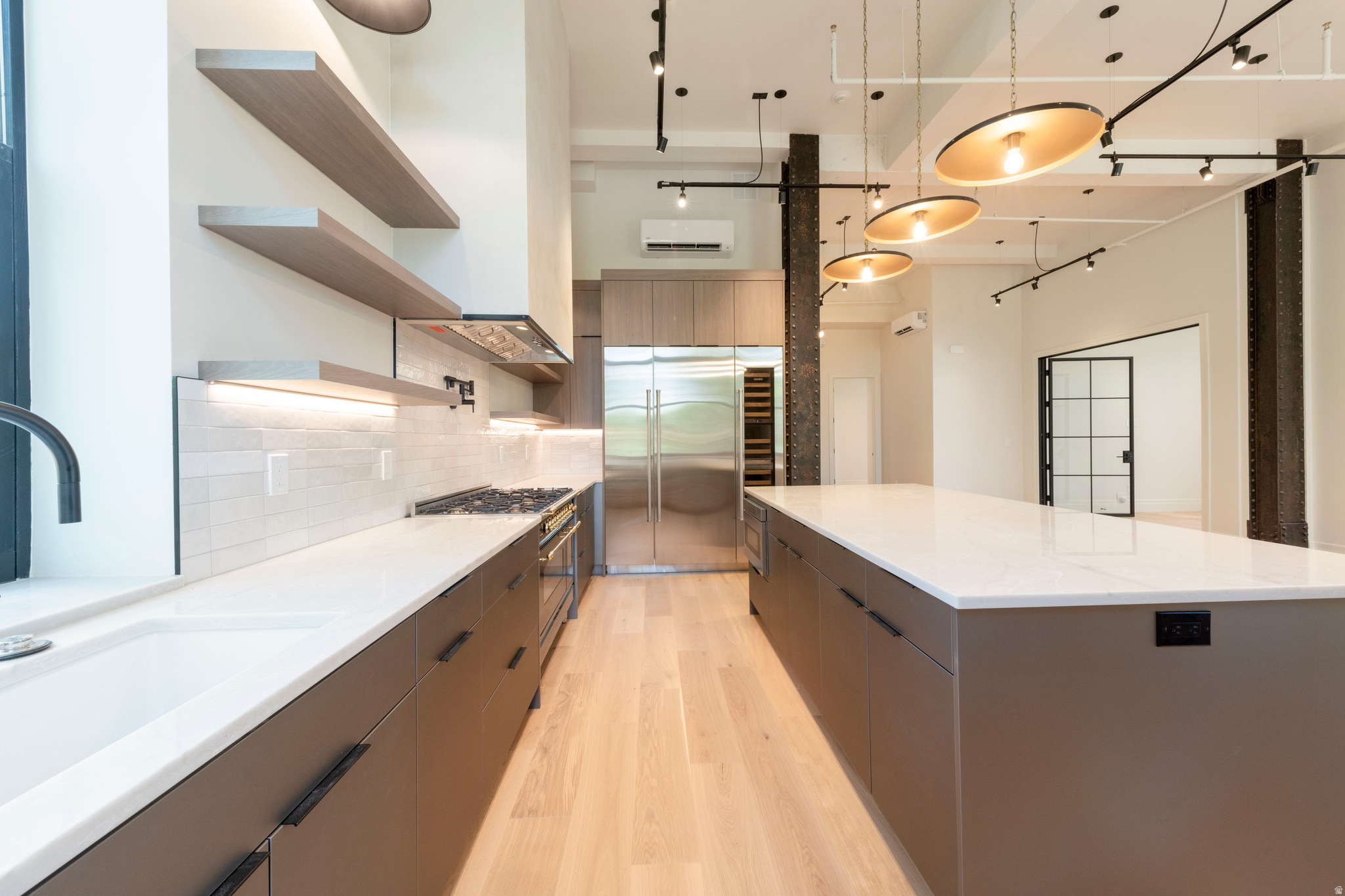 TELEGRAPH EXCHANGE - Residential