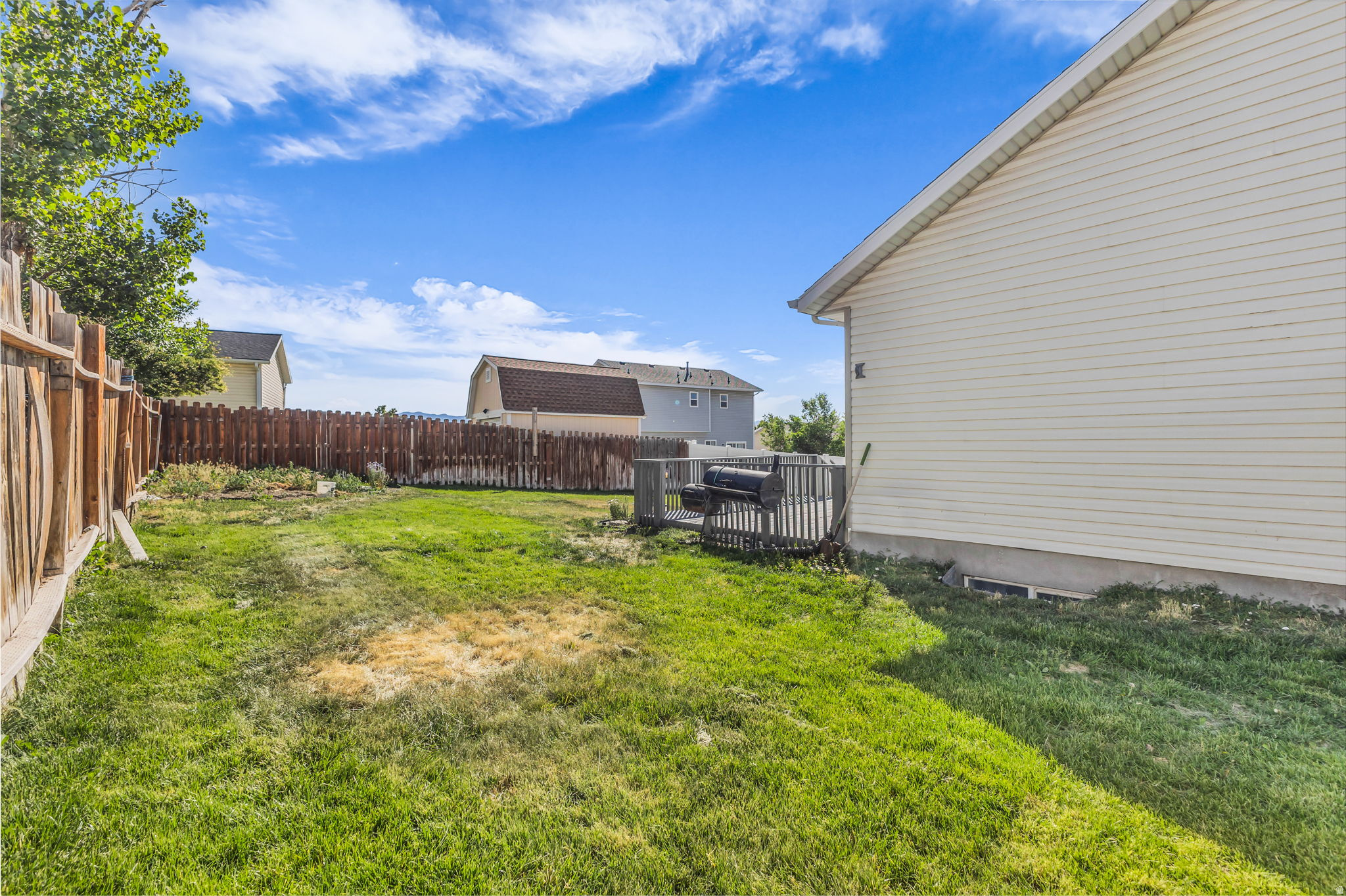 SETTLEMENT POINTE - Residential