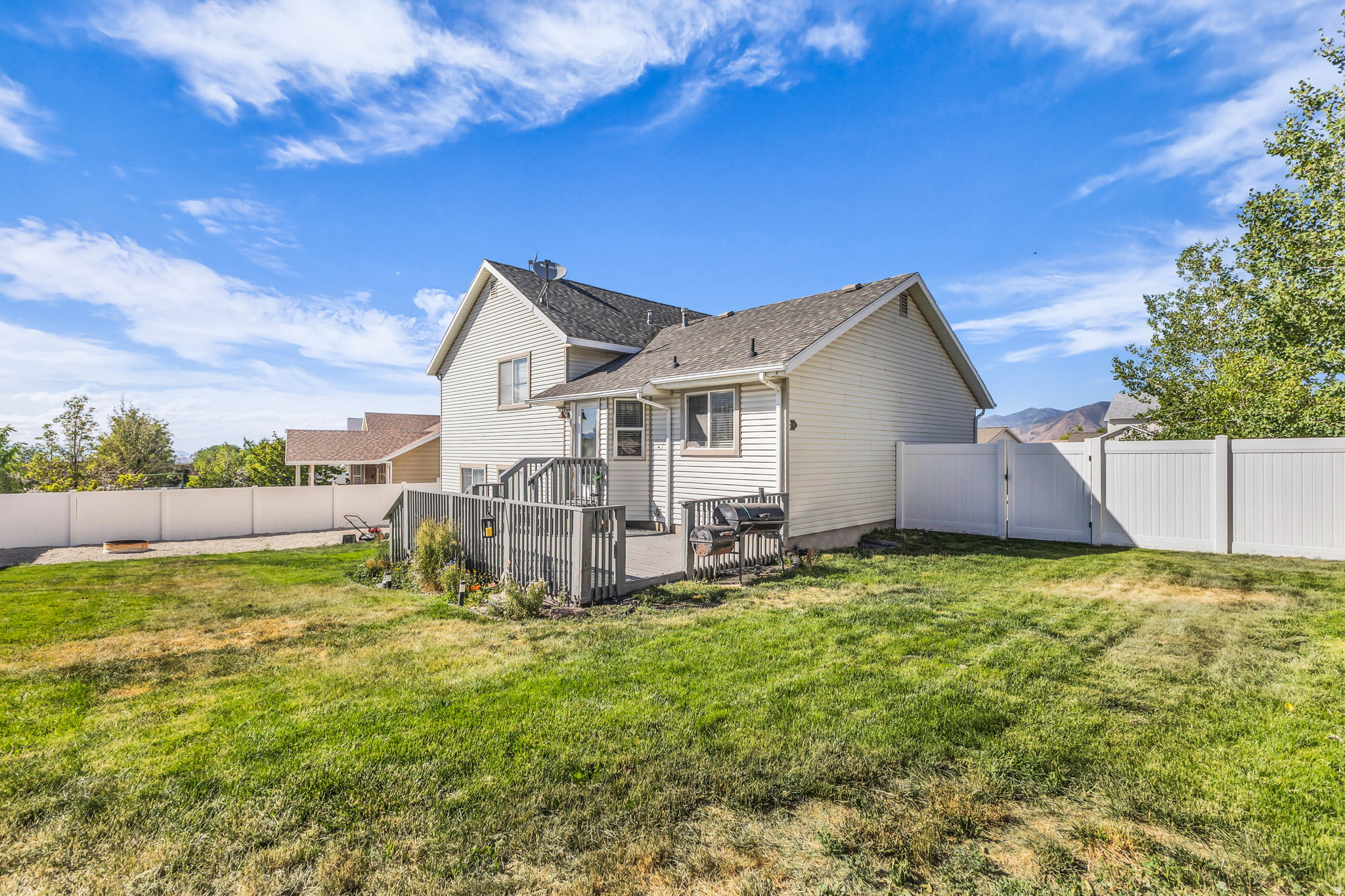 SETTLEMENT POINTE - Residential