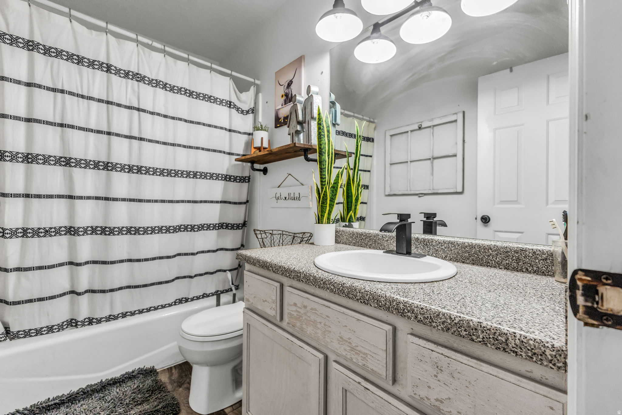 SETTLEMENT POINTE - Residential