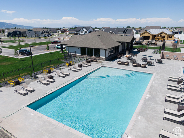 ELK MOUNTAIN - Residential