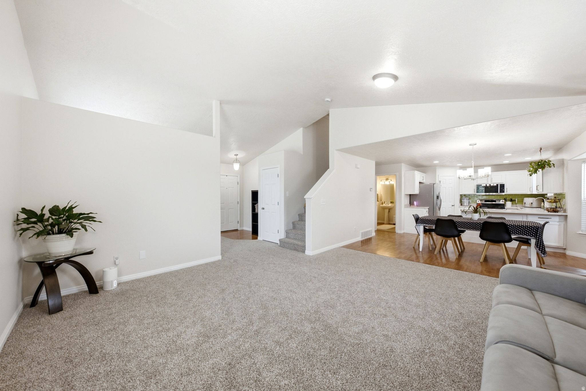 OAKS AT JORDAN HILLS - Residential